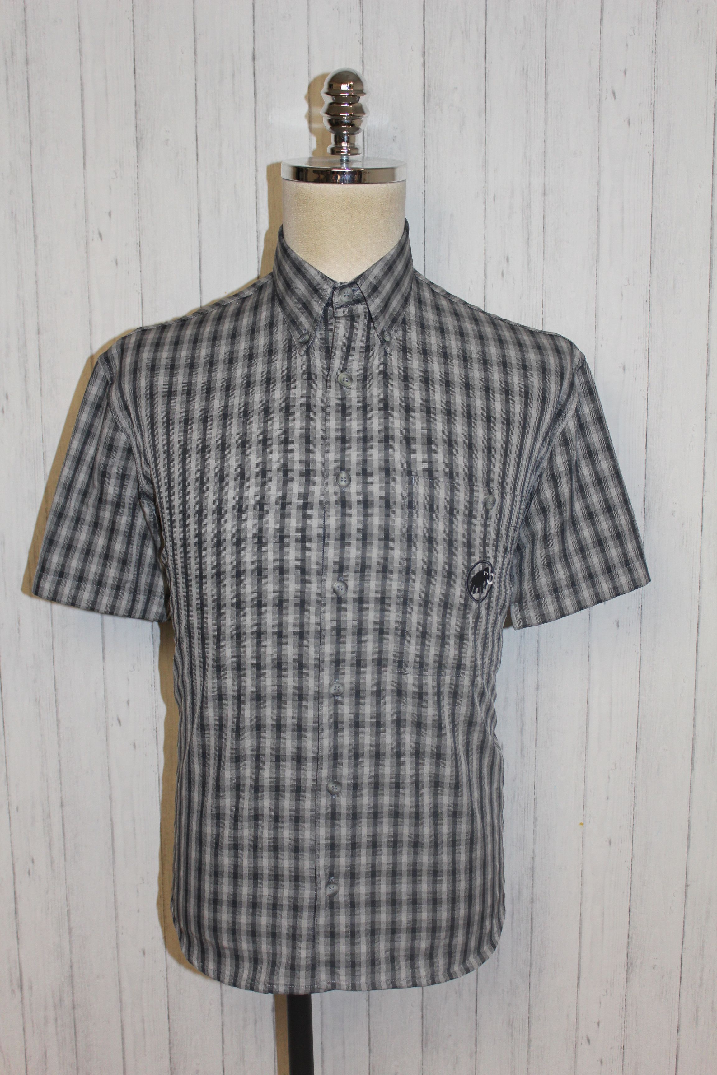 Mammut Mammut Outdoor Short Sleeve Check Shirt Size S Size US S / EU 44-46 / 1 - 1 Thumbnail
