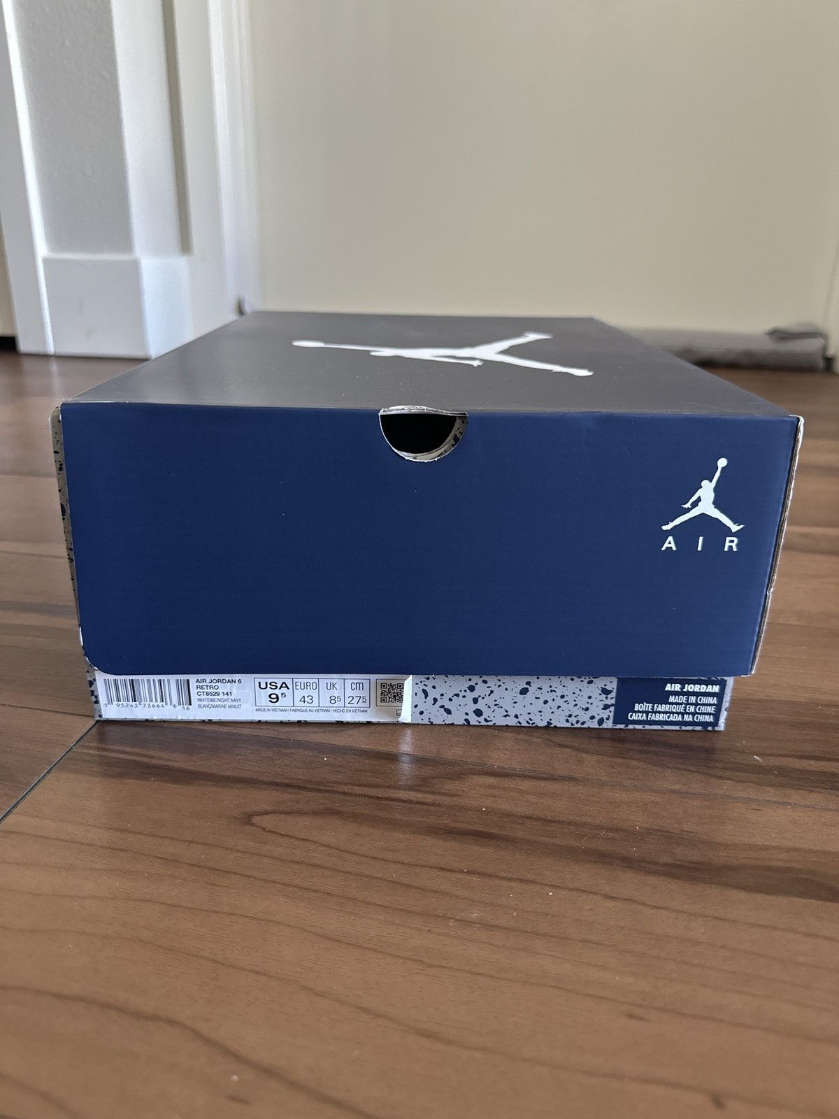 Jordan Brand Air Jordan 6 VI Retro Midnight Navy 2022 Size US 9.5 / EU 42-43 - 7 Thumbnail