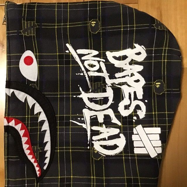 Bape × Undefeated BAPE × Undefeated Check shark full zip hoodie a bathing ape Size US S / EU 44-46 / 1 - 6 Thumbnail