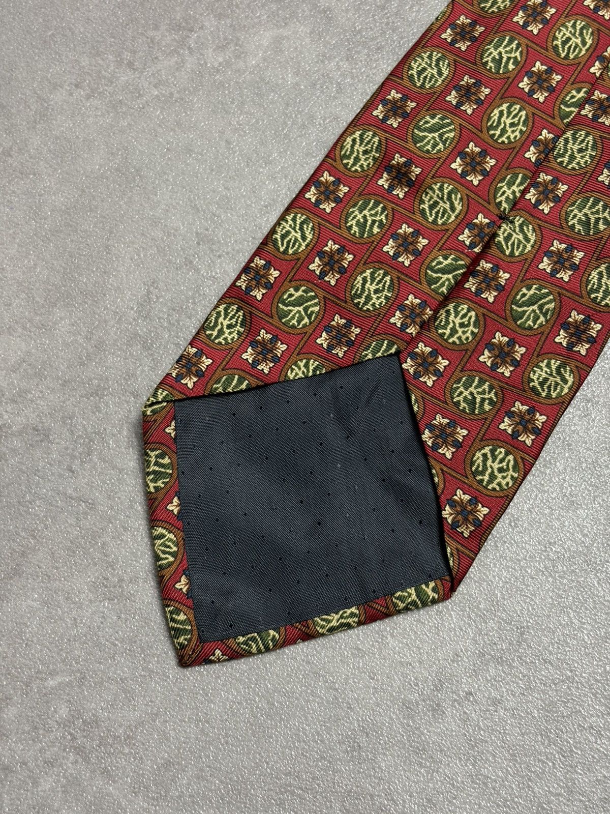Pierre Balmain Pierre Balmain Mens Classic Tie Red Silk Oldmoney Size ONE SIZE - 3 Thumbnail