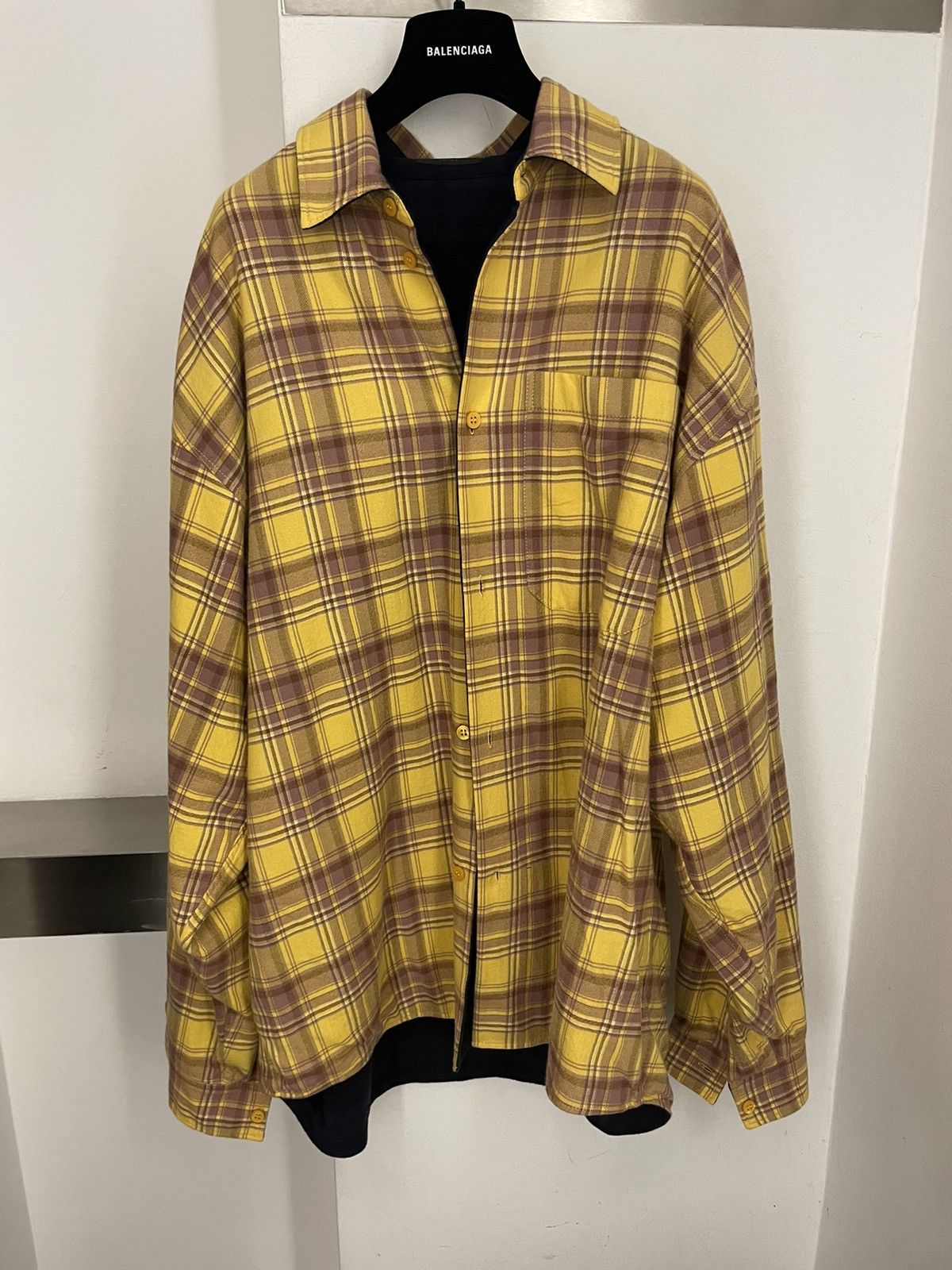 Balenciaga Checked reversible shirt Size US S / EU 44-46 / 1 - 1 Thumbnail