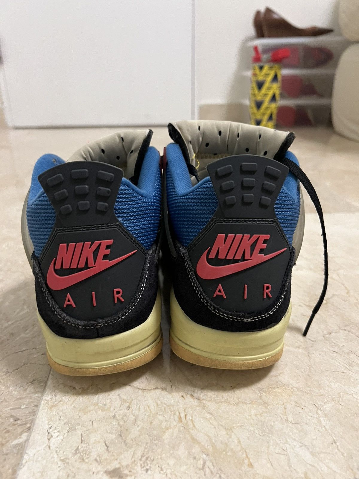 Jordan Brand × Union LA Jordan 4 Retro x Union Off Noir Size US 10.5 / EU 43-44 - 9 Thumbnail
