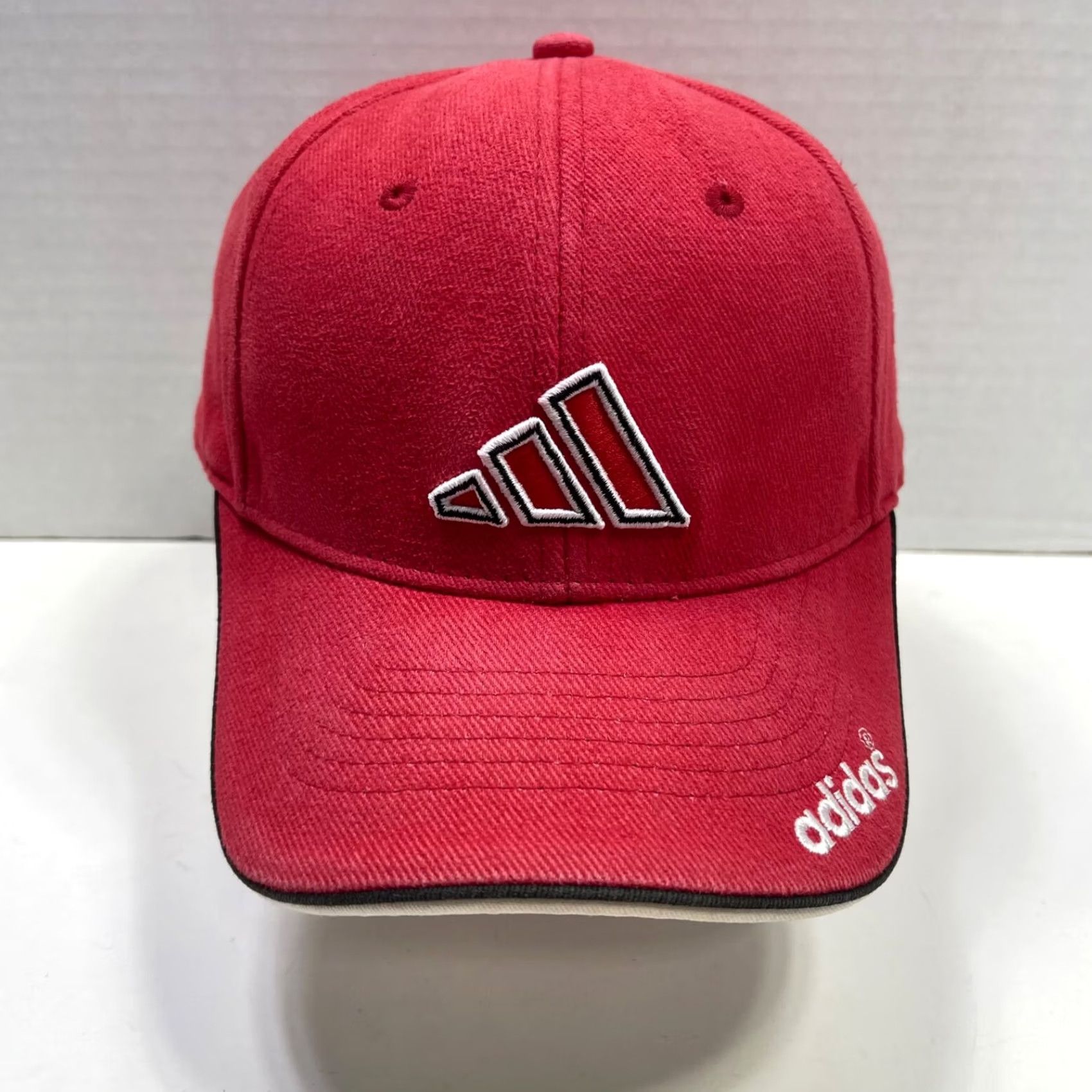 Adidas Adidas Hat Red Adjustable Strapback 3-D Logo Distressed Look Size ONE SIZE - 2 Thumbnail
