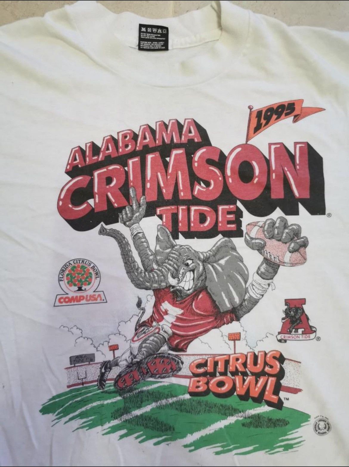 F.C. Real Bristol × Fruit Of The Loom × Vintage Vintage Alabama Crimson Tide Football 95 Size US L / EU 52-54 / 3 - 1 Thumbnail