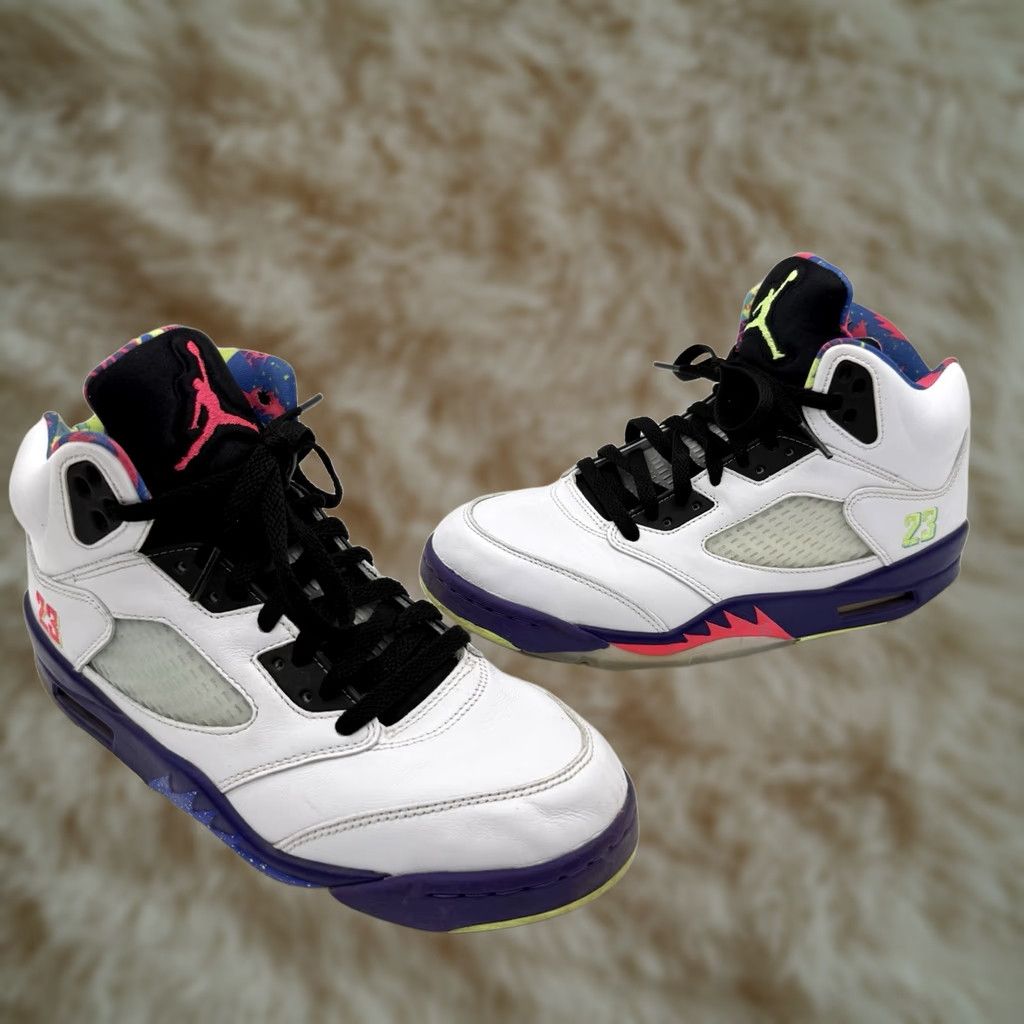 Jordan Brand Jordan 5 Retro Alternate Bel-Air Sneaker Men 8 White Nike Style: Air Jordan 5 Retro Bel-Air 90s Theme Shoes Mens Size US 9 / EU 42 - 1 Thumbnail