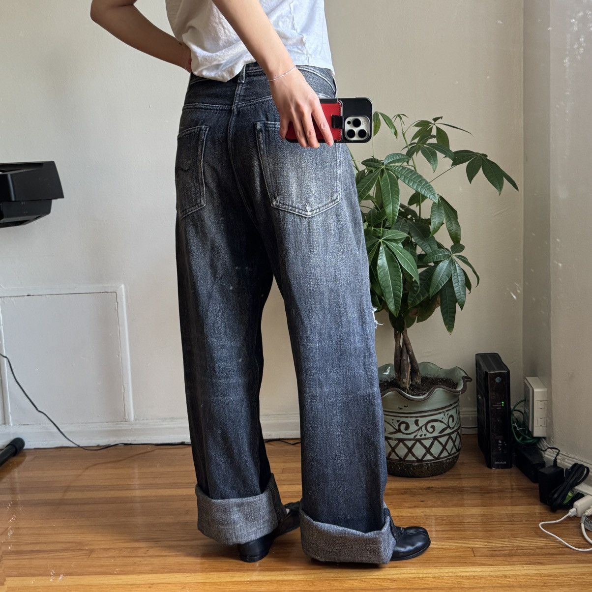 R13 R13 WIDE LEG CROSSOVER JEANS Size 26" / US 2 / IT 38 - 3 Thumbnail