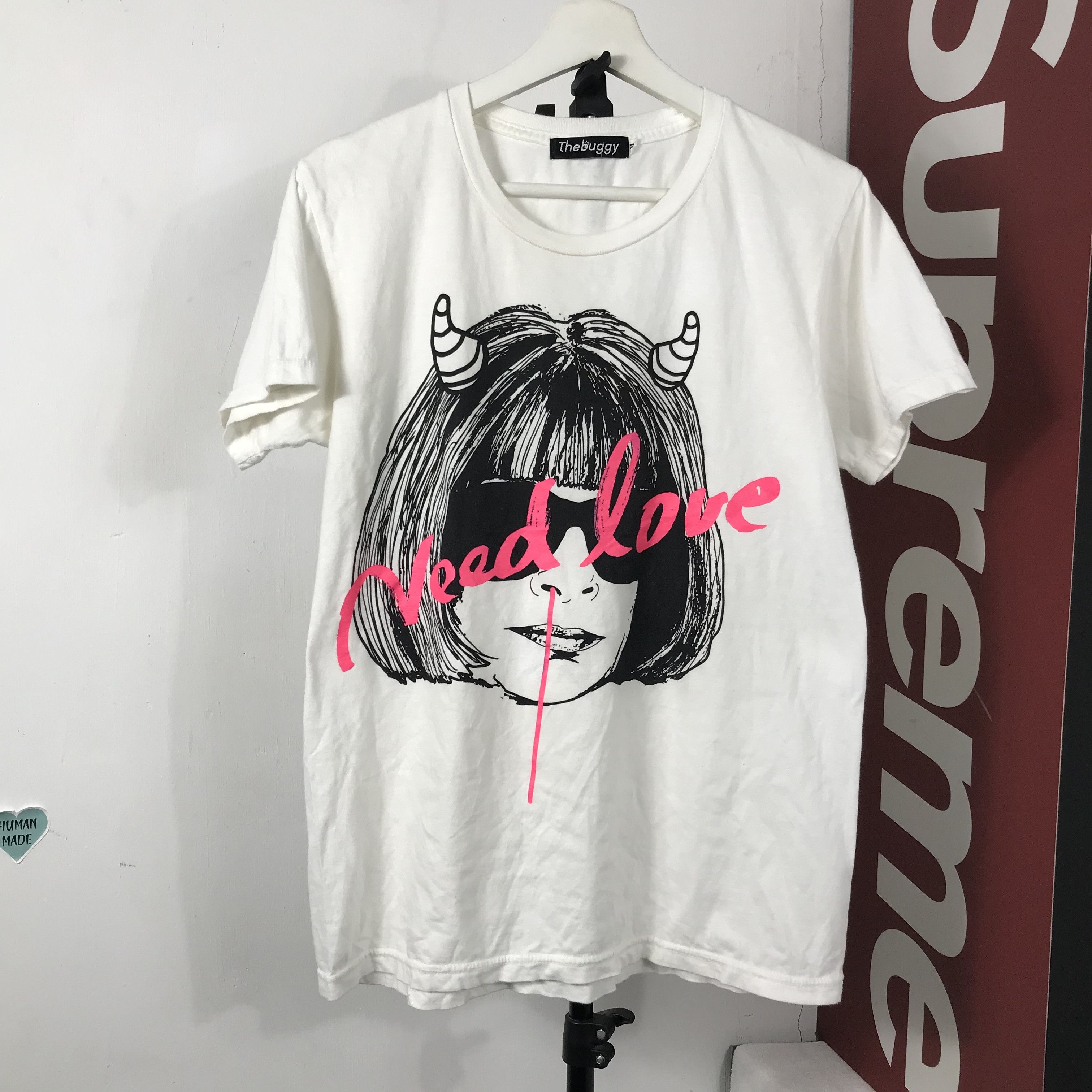 Onboard Blessing Photo Tee Girl SATAN NEED LOVE Glamour