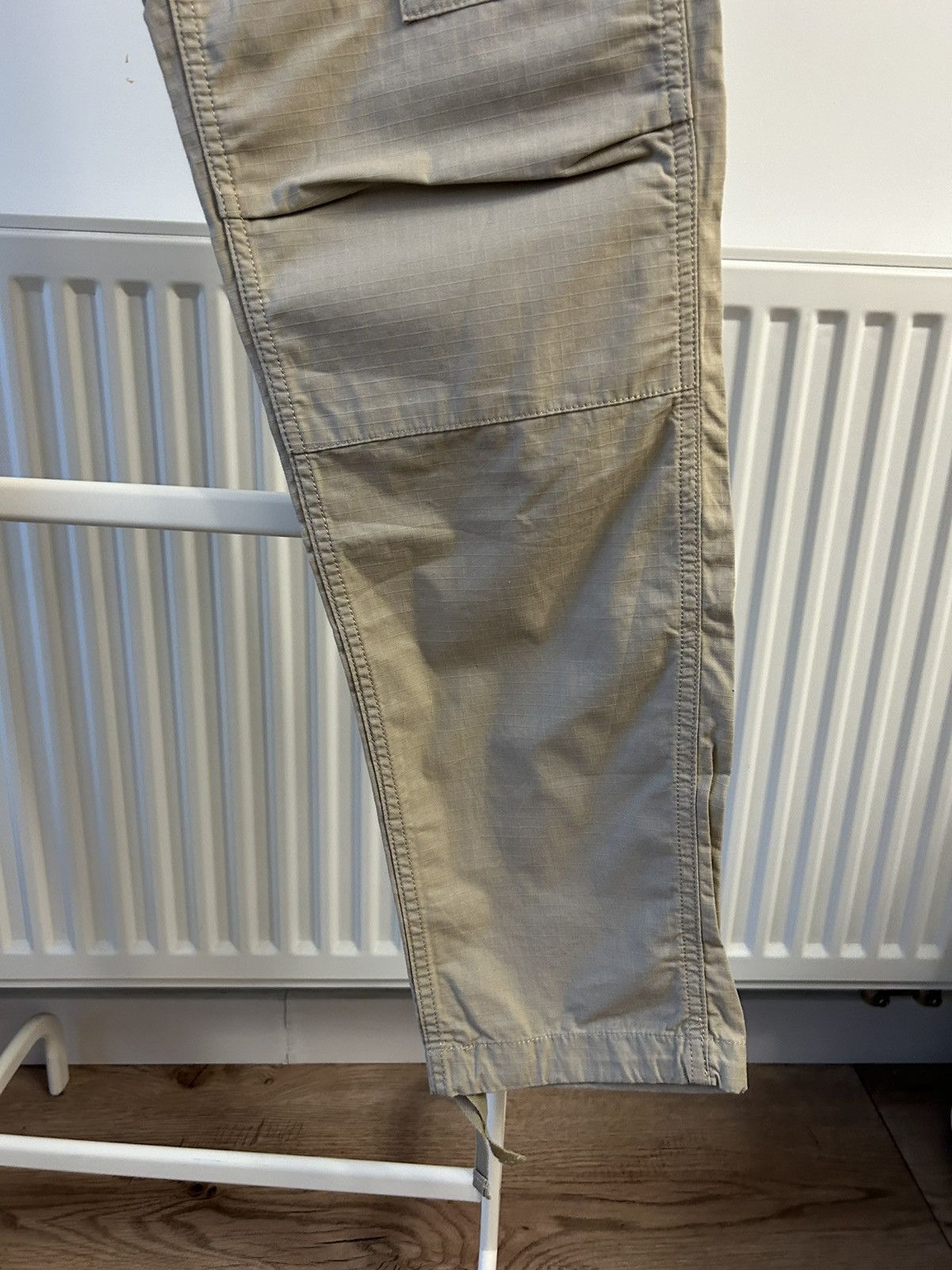 Carhartt × Vintage VINTAGE CARHARTT OVERSIZE BOXY BAGGY REGULAR CARGO PANTS Size US 29 - 8 Thumbnail