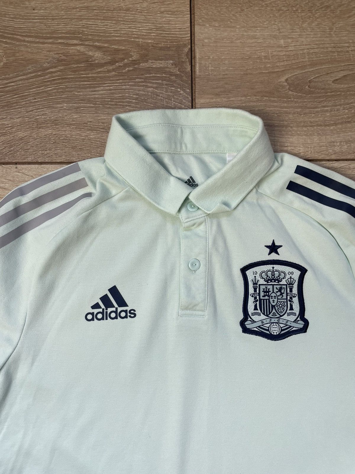 Adidas Spain adidas 2020-2022 training shirt polo blockecore Size US S / EU 44-46 / 1 - 3 Thumbnail