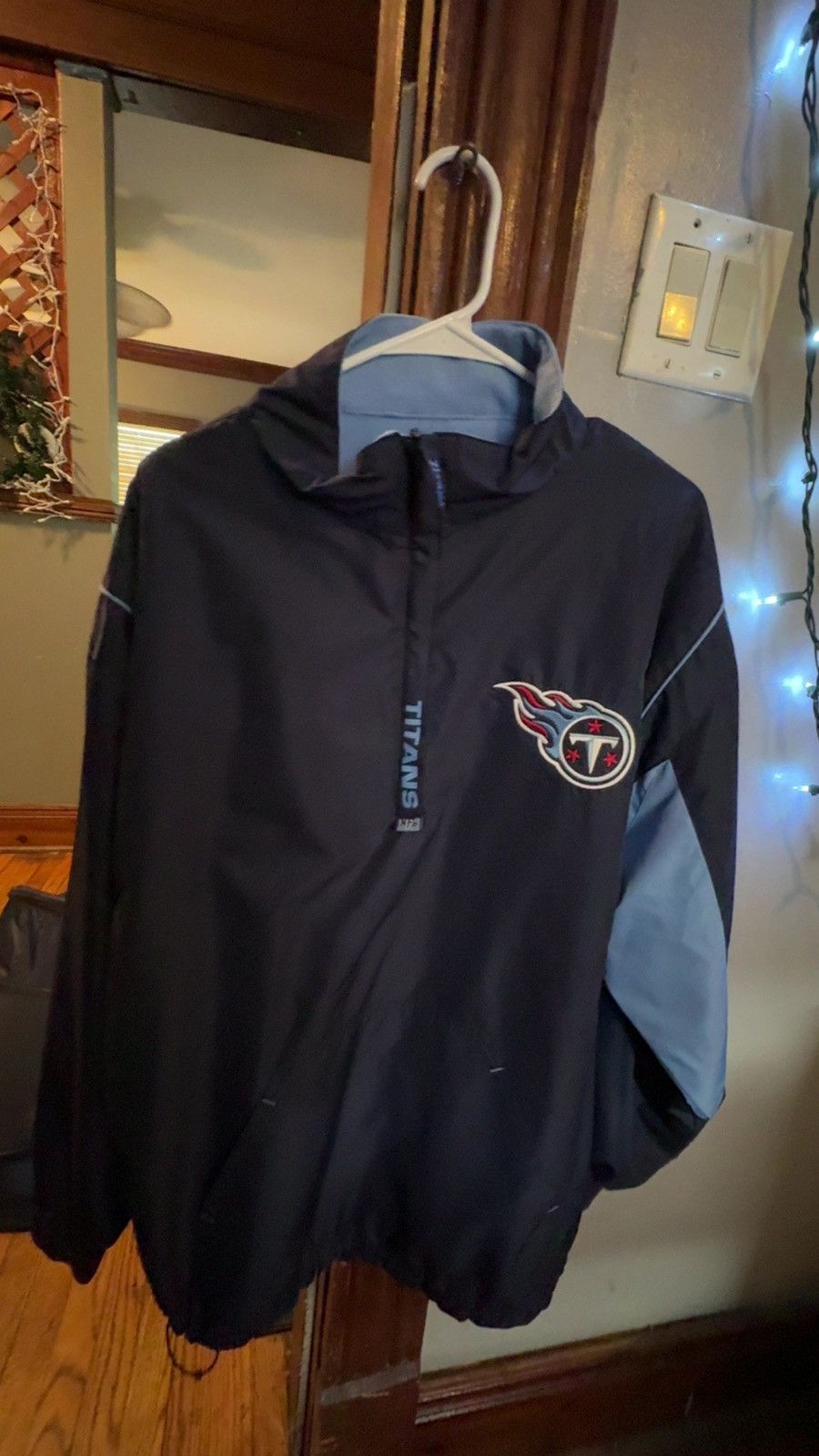 NFL vintage tennessee titans jacket Size US L / EU 52-54 / 3 - 1 Thumbnail
