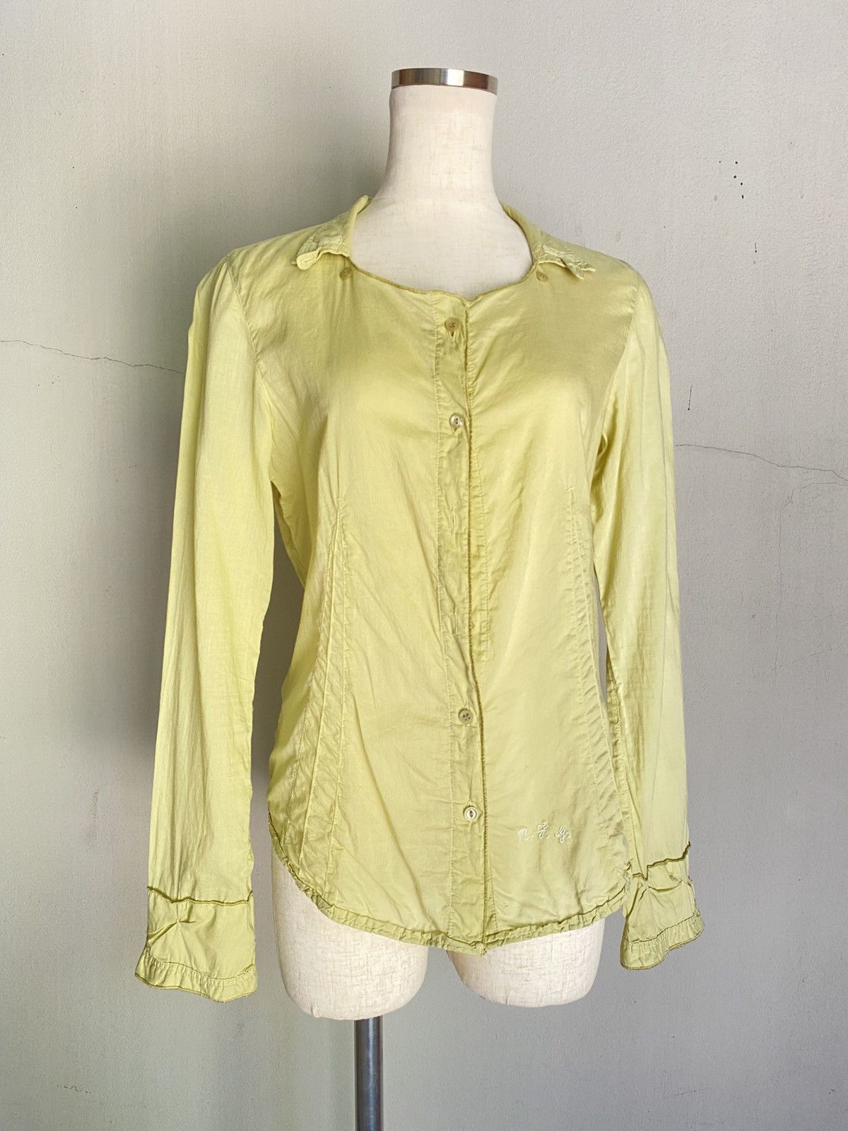 Marithe + Francois Girbaud MARITHE + FRANCOIS GIRBAUD Light Yellow Button-Up Blouse Size ONE SIZE - 18 Thumbnail
