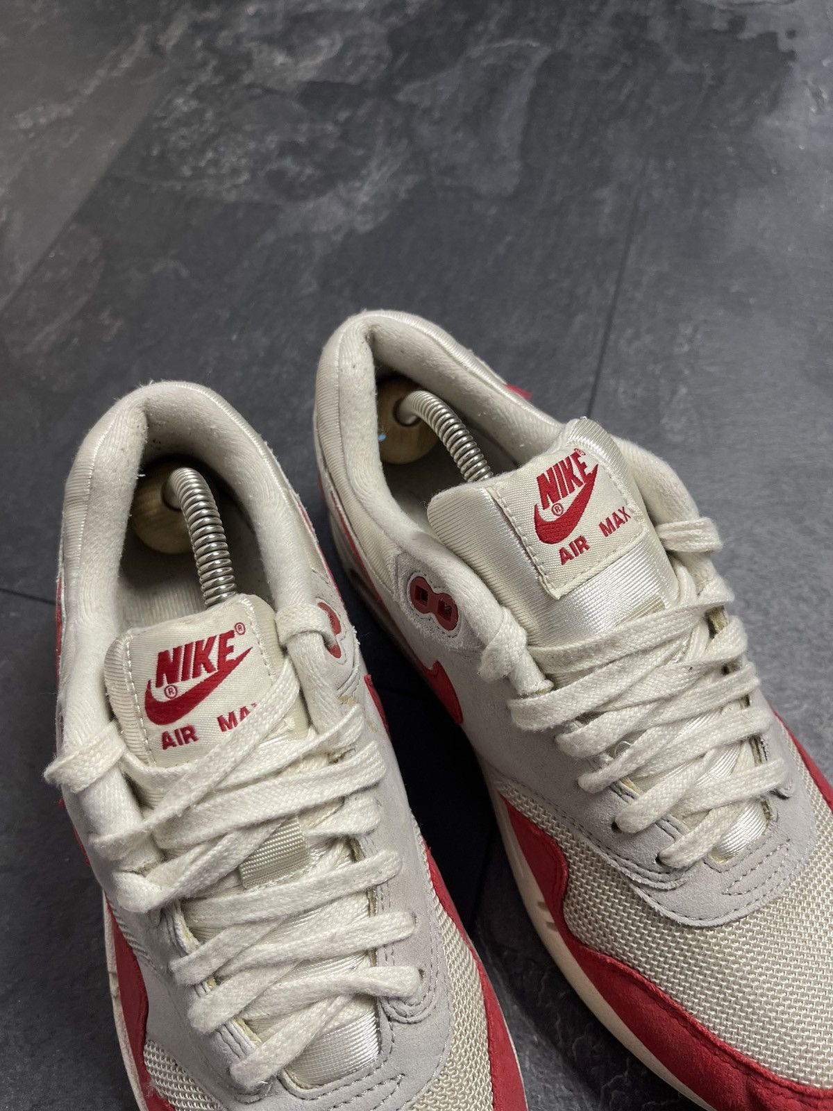 Nike × Streetwear × Vintage Nike Air Max 1 OG Red White Grey Black 2012 Mens Size US 7 / EU 40 - 5 Thumbnail