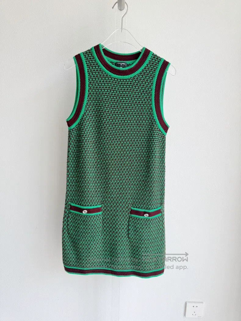 Chanel Chanel 23A green round-neck cashmere knitted dress | Grailed