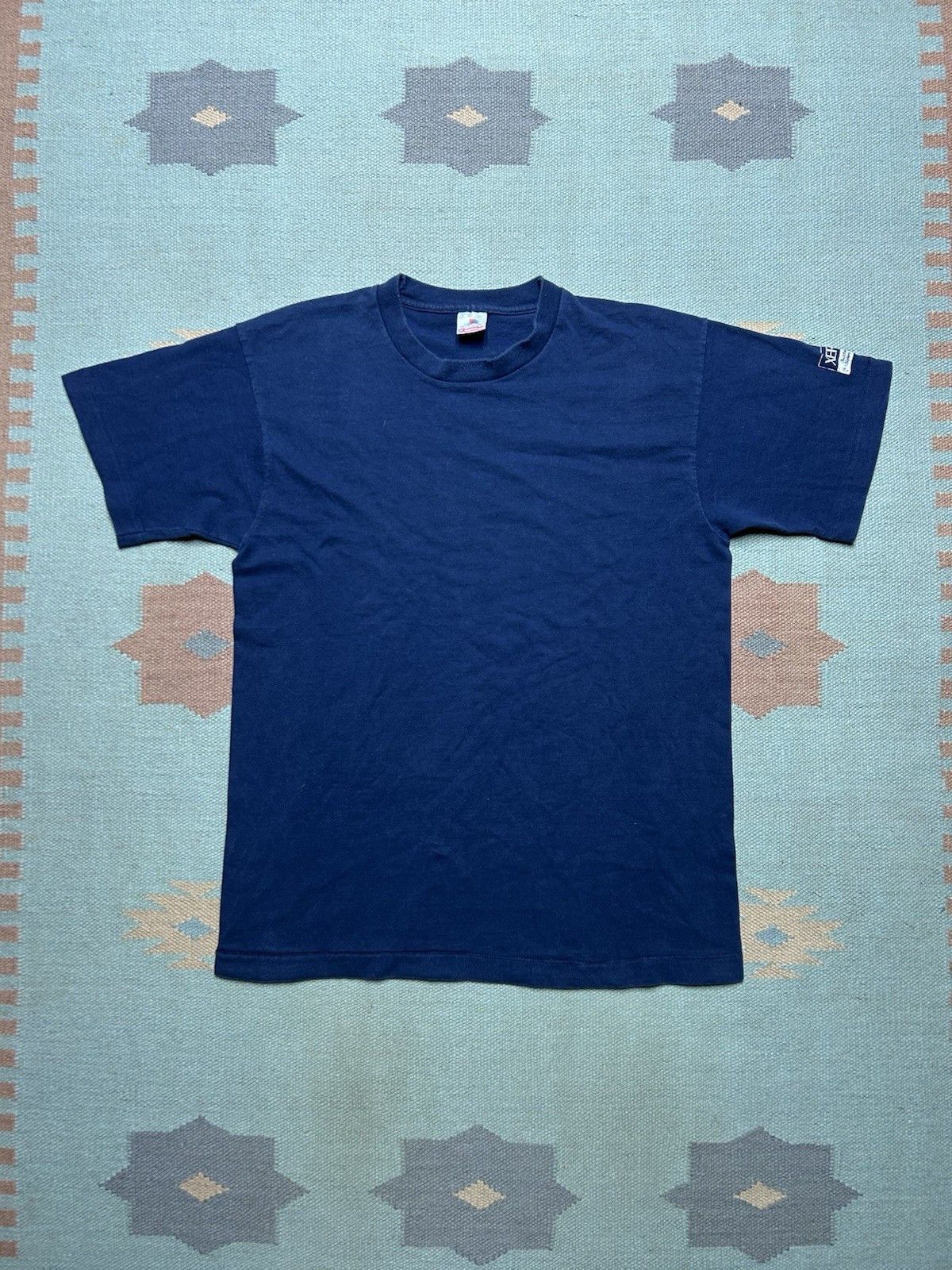 Vintage Vtg 90s blank t shirt navy fruit loom cotton single stitch L Size US L / EU 52-54 / 3 - 1 Thumbnail