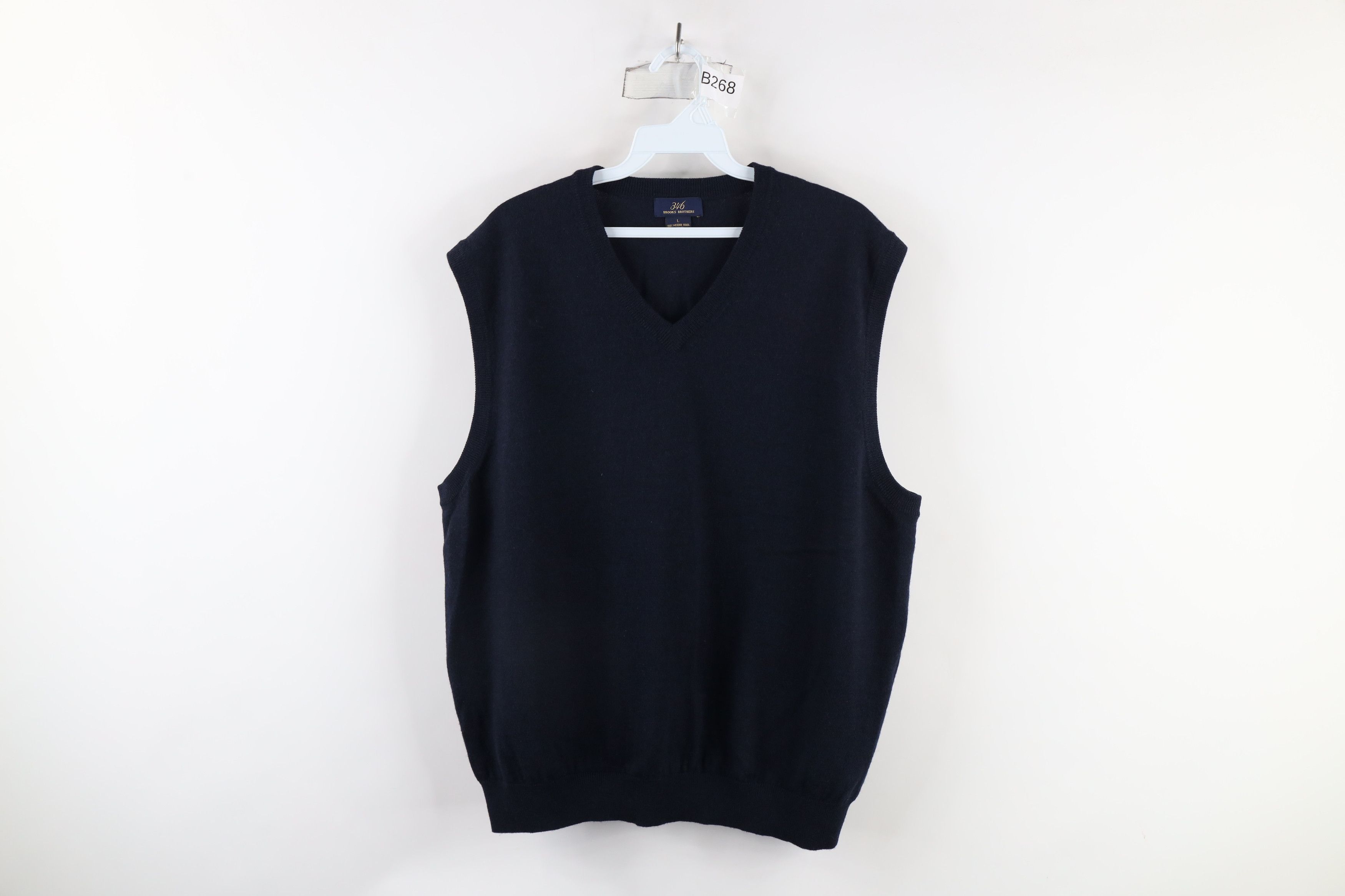 Brooks Brothers × Vintage Vintage Brooks Brothers Merino Wool Knit V-Neck Sweater Vest Size US L / EU 52-54 / 3 - 1 Thumbnail