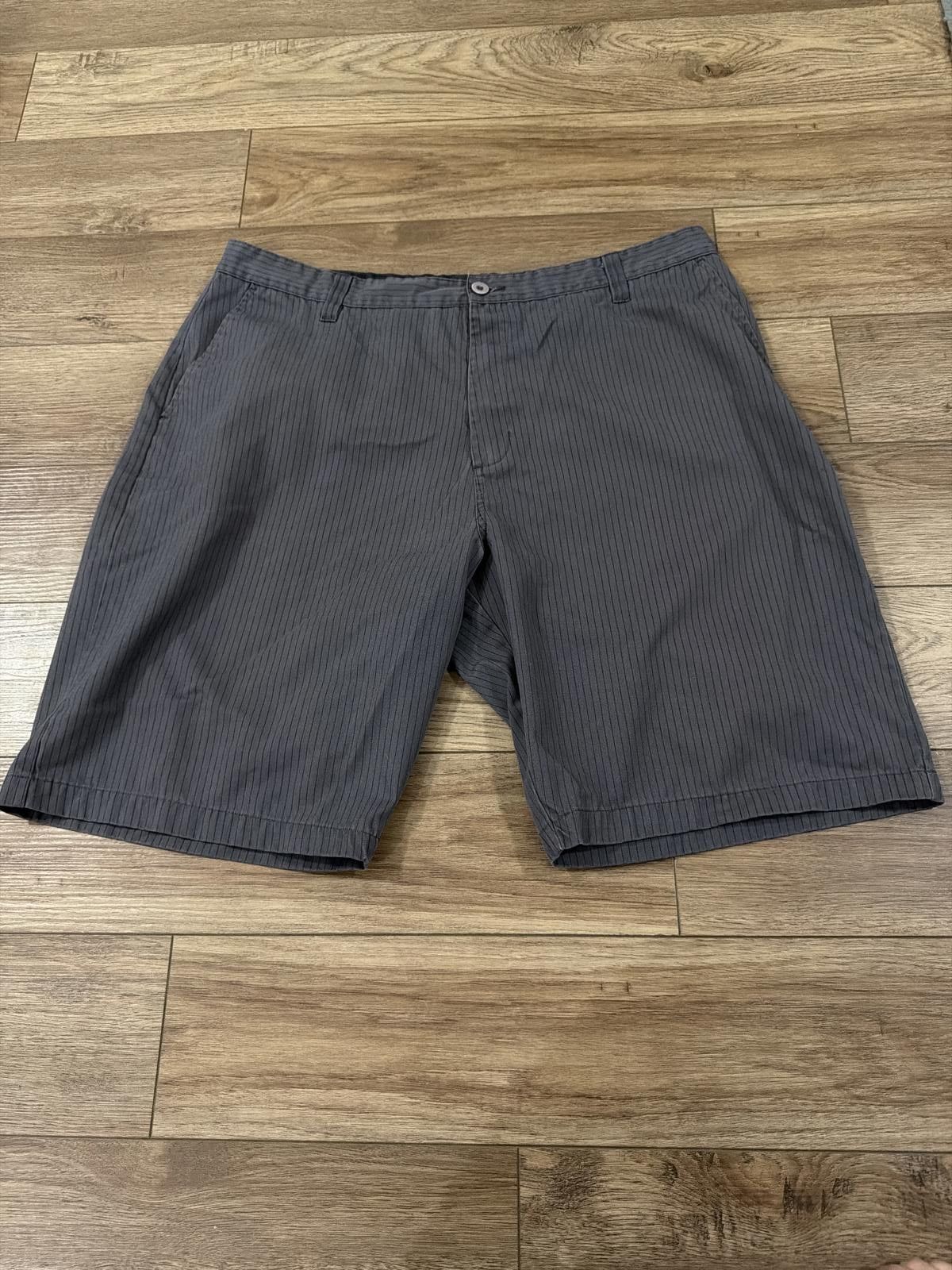 Burnside Vintage Y2K Burnside Striped Shorts Grunge Skater Size 40 Size US 40 / EU 56 - 1 Thumbnail