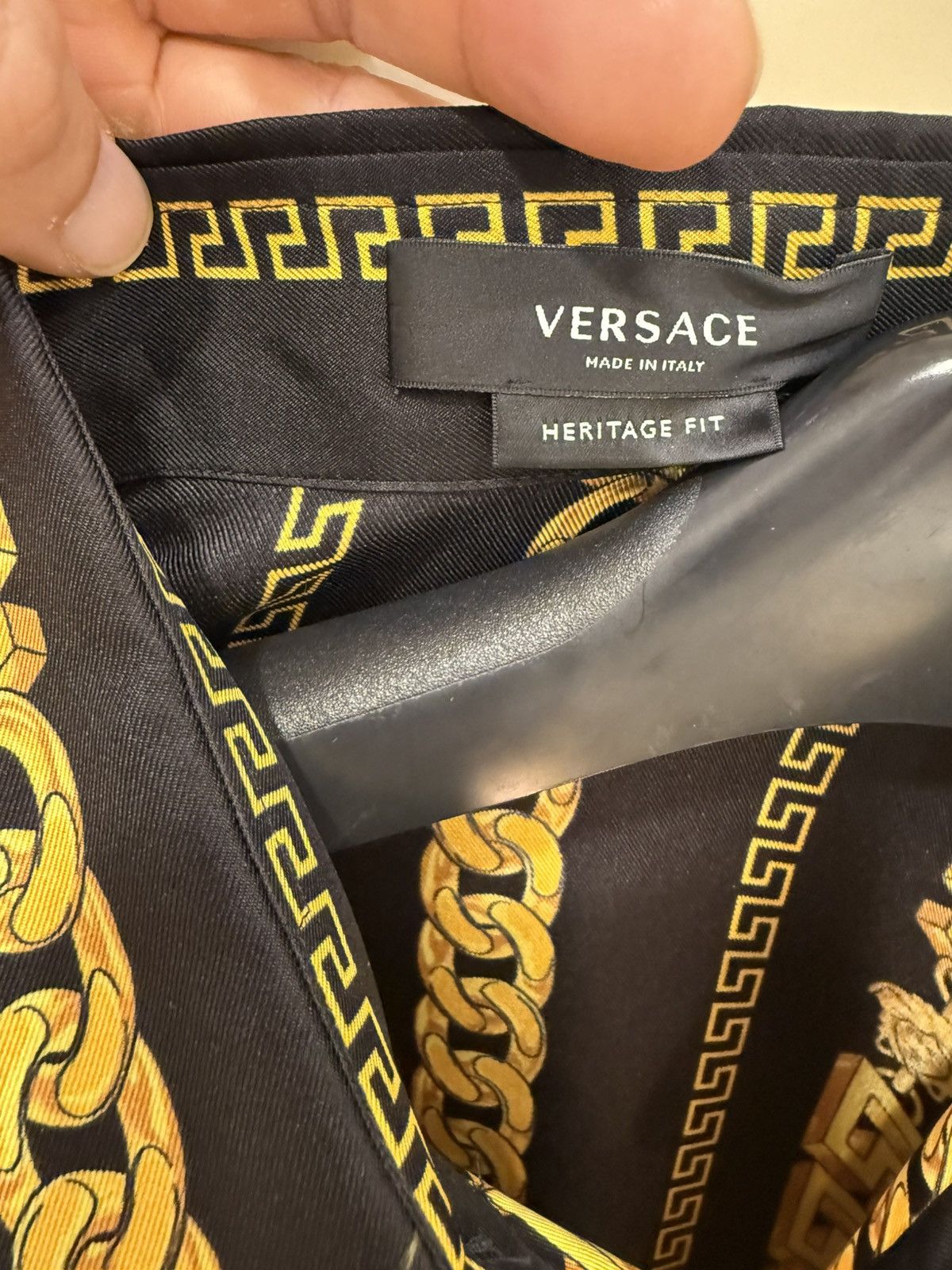 Versace golden chain print shirt size 48 Size US M / EU 48-50 / 2 - 4 Thumbnail