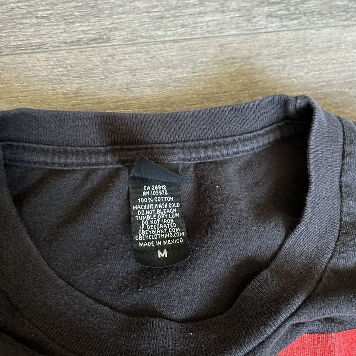 Obey × Vintage Vintage 2000s Obey Are We Betraying the Planet Political Tee Size US M / EU 48-50 / 2 - 5 Thumbnail