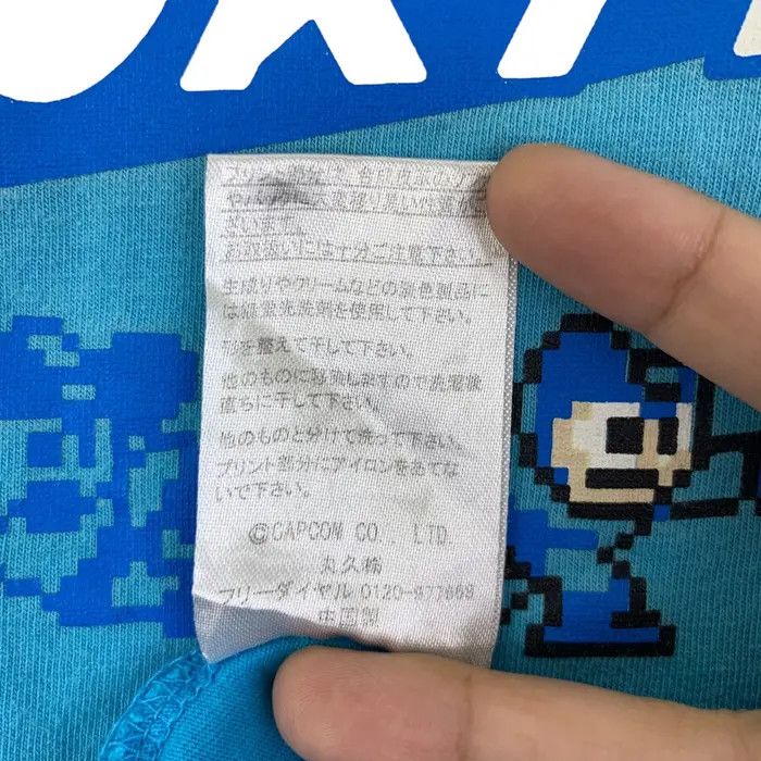 Vintage MEGA MAN ROCKMAN 30th Anniversary Capcom Tee Shirt Size US L / EU 52-54 / 3 - 8 Thumbnail
