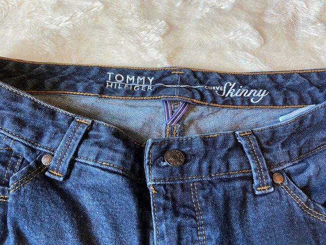 Tommy Hilfiger Tommy Hilfiger Curve Skinny Jeans Ladies Size 16 Size 38" / US 16 / IT 52 - 4 Thumbnail