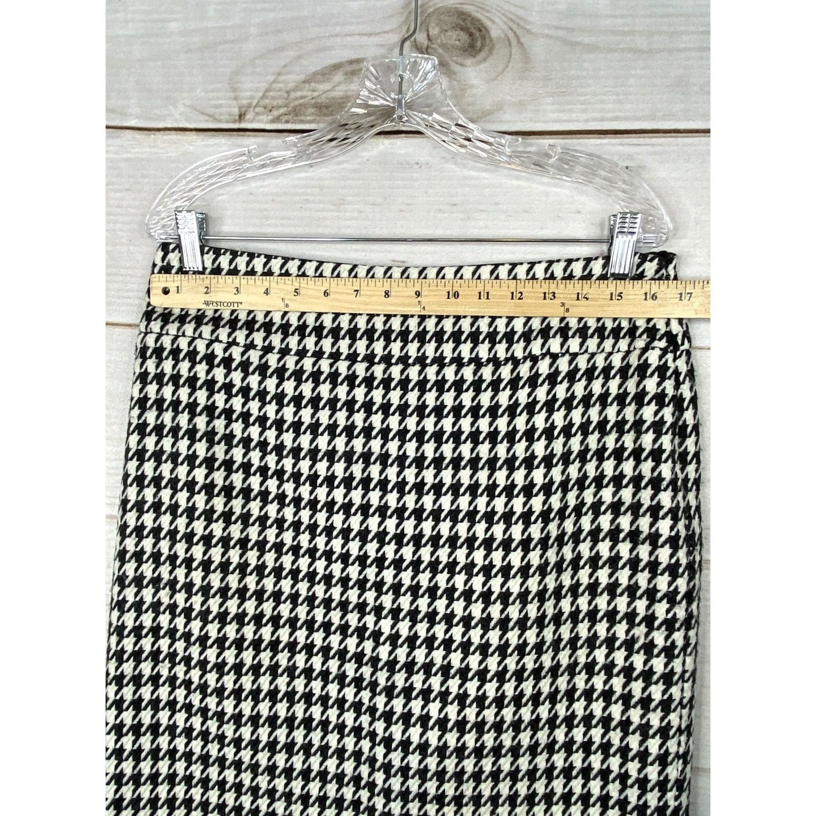 Vintage VINTAGE The Limited Skirt Womens Sz 10 Black White Houndstooth Wool Lined Zip Up Size 32" / US 10 / IT 46 - 2 Thumbnail