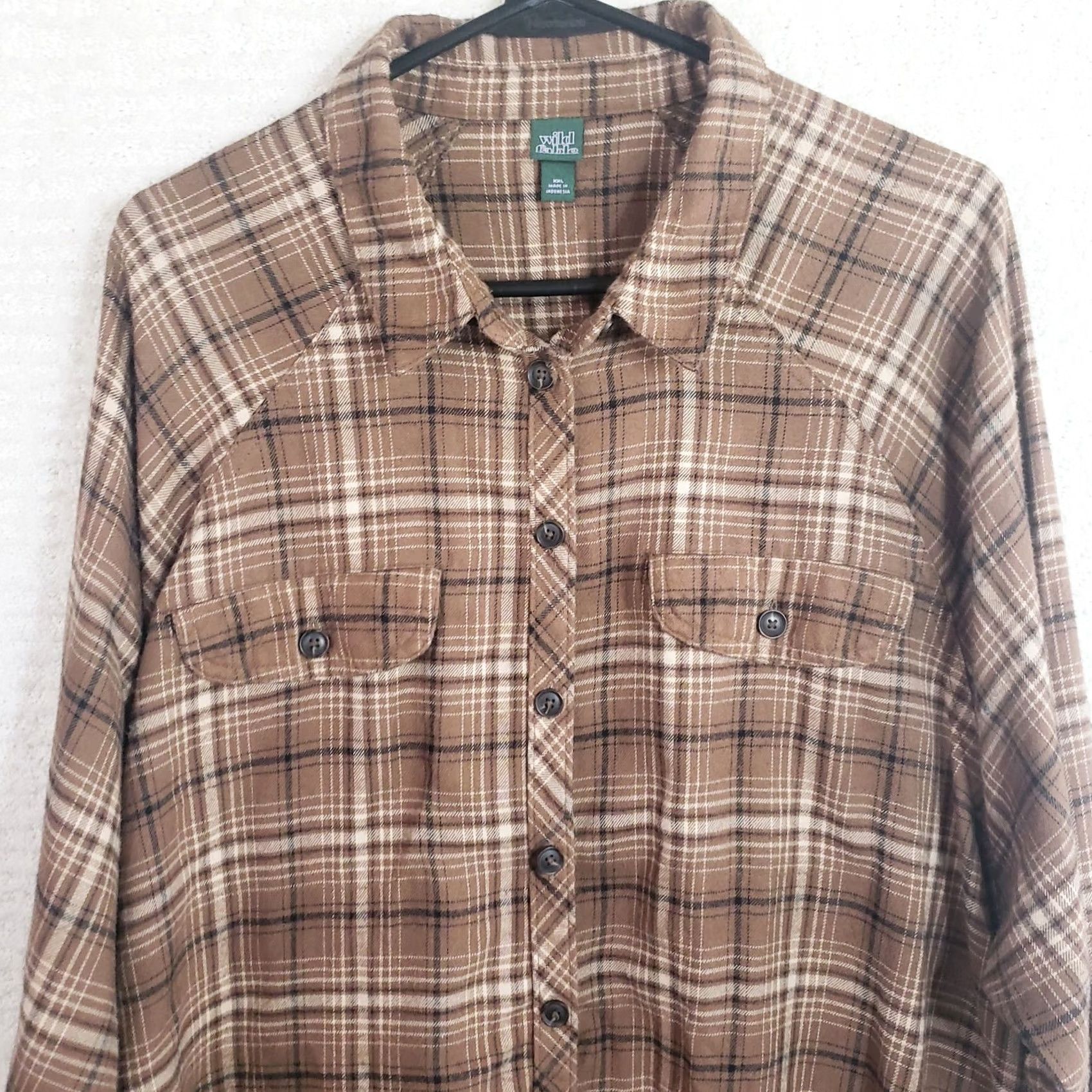 Vintage Wild Fable Women's Brown Plaid Long Sleeve Button Up Flannel Shirt XXL Polyester Rayon Size XXL / US 16-18 / IT 52-54 - 2 Thumbnail