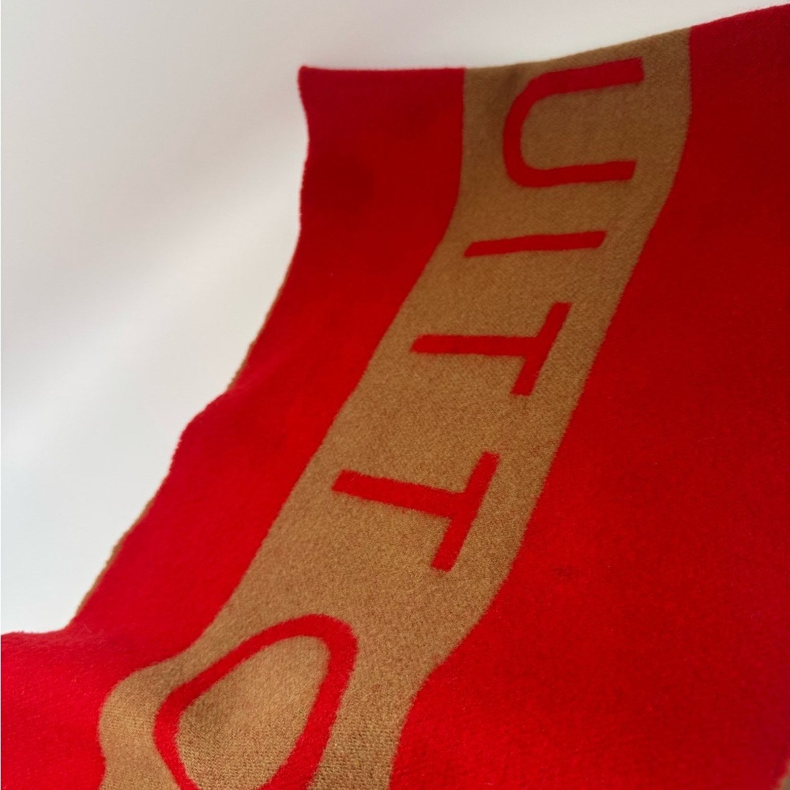Louis Vuitton Louis Vuitton Red & Camel Double Sided 100% Cashmere Scarf Size ONE SIZE - 13 Thumbnail