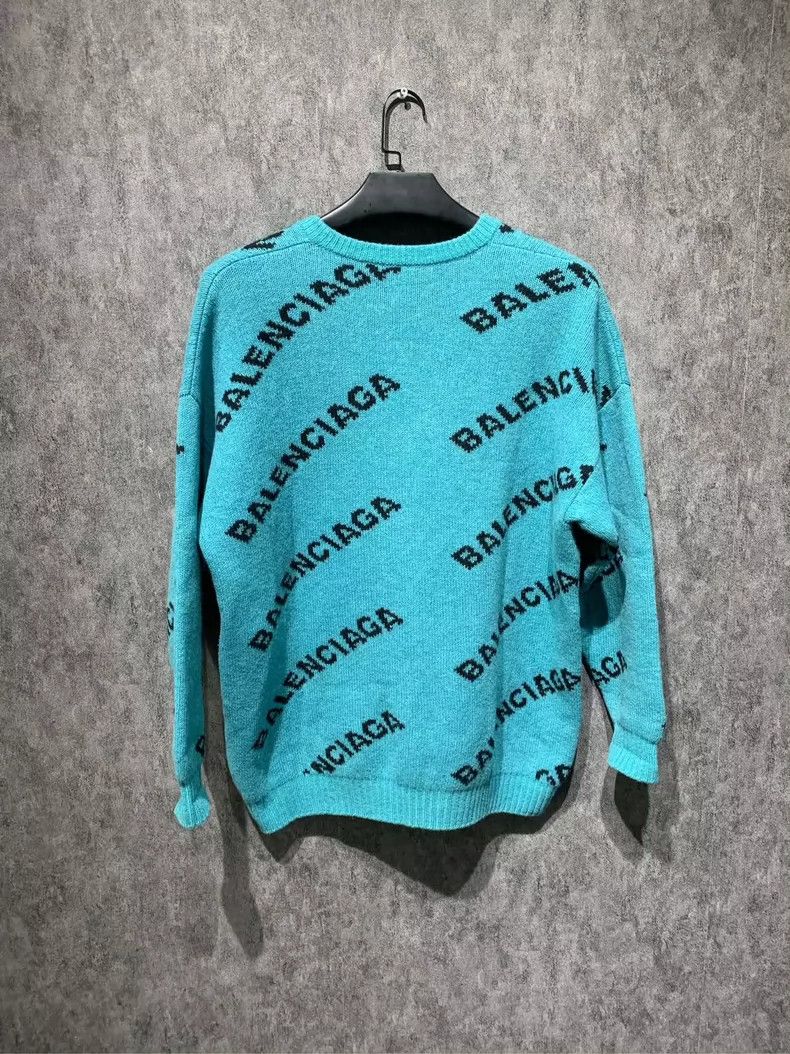 Balenciaga Balenciaga size 34 Lake Blue Full Print Knit Sweater/Size Size XS / US 0-2 / IT 36-38 - 2 Thumbnail