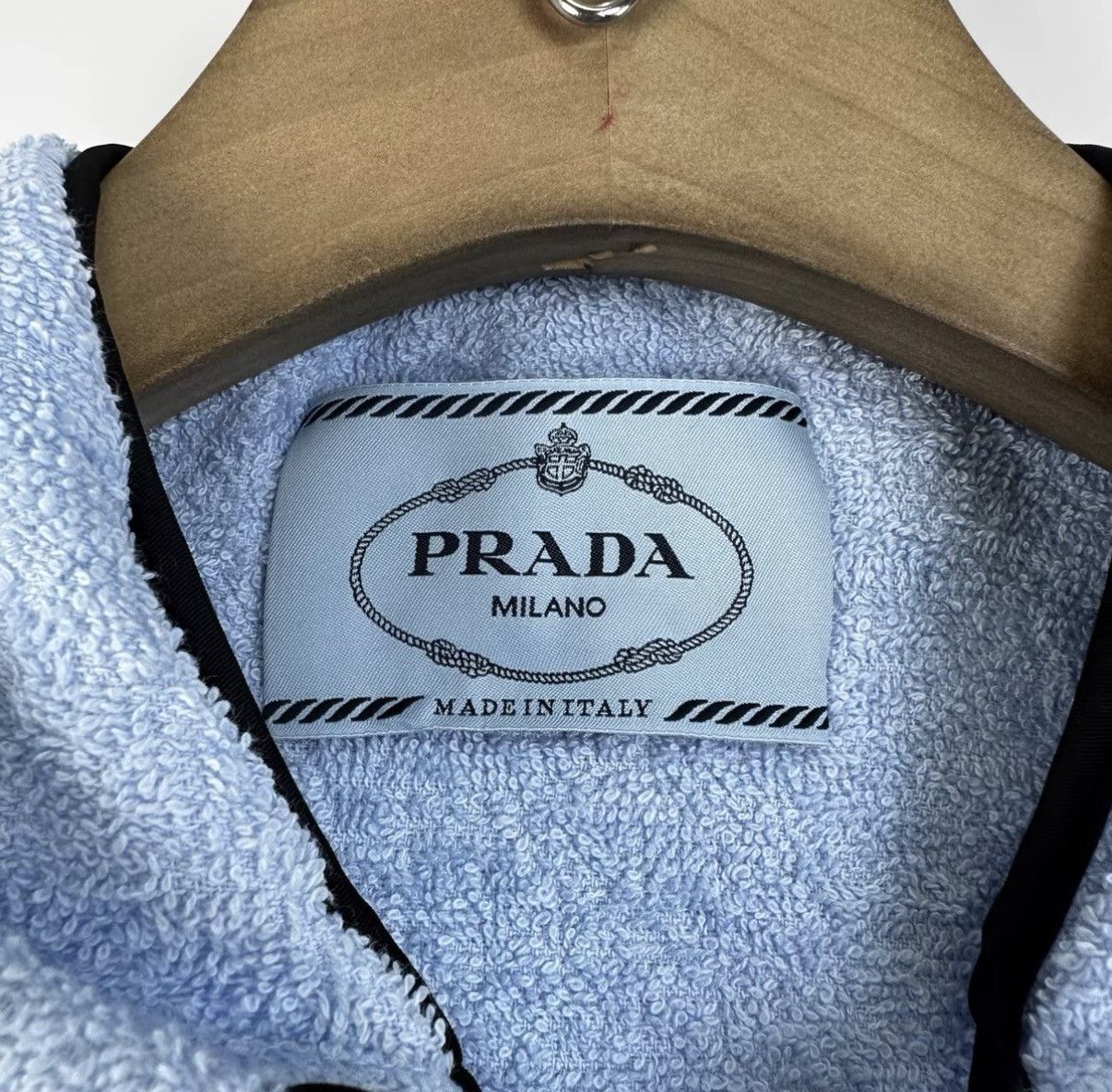 Prada Prada Towel Fabric Hooded Short Jacket with Triangle K12 Size M / US 6-8 / IT 42-44 - 4 Thumbnail