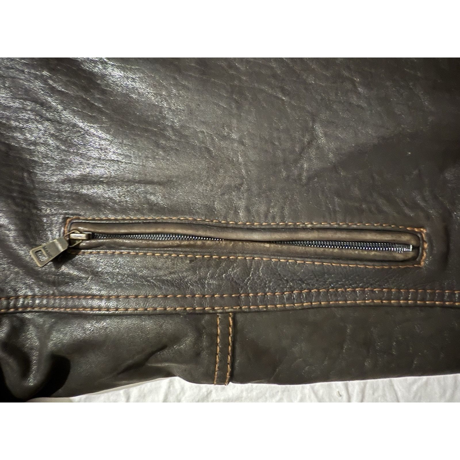 Andrew Marc Vintage Andrew Marc New York Brown Leather Biker Jacket Mens Size US XL / EU 56 / 4 - 13 Thumbnail