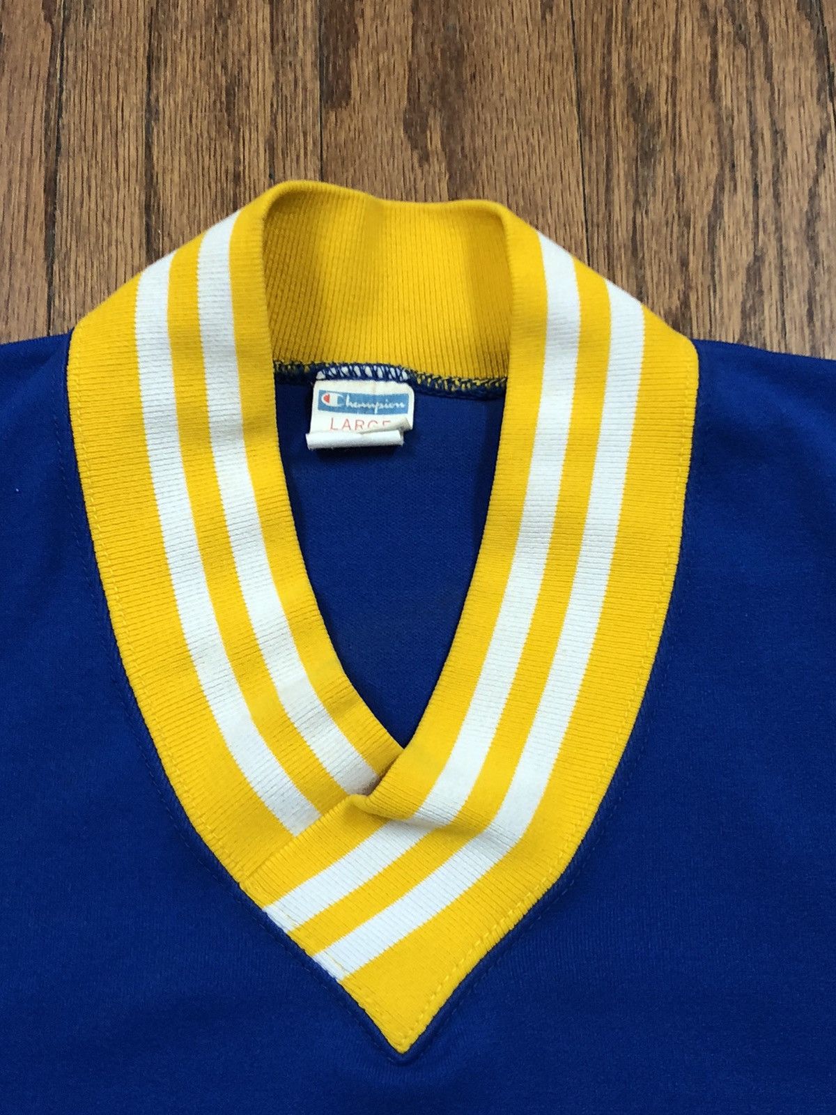 Champion Vintage Champion Eagles Shirt V Neck Jersey Cheer Top 70s Size US L / EU 52-54 / 3 - 2 Thumbnail