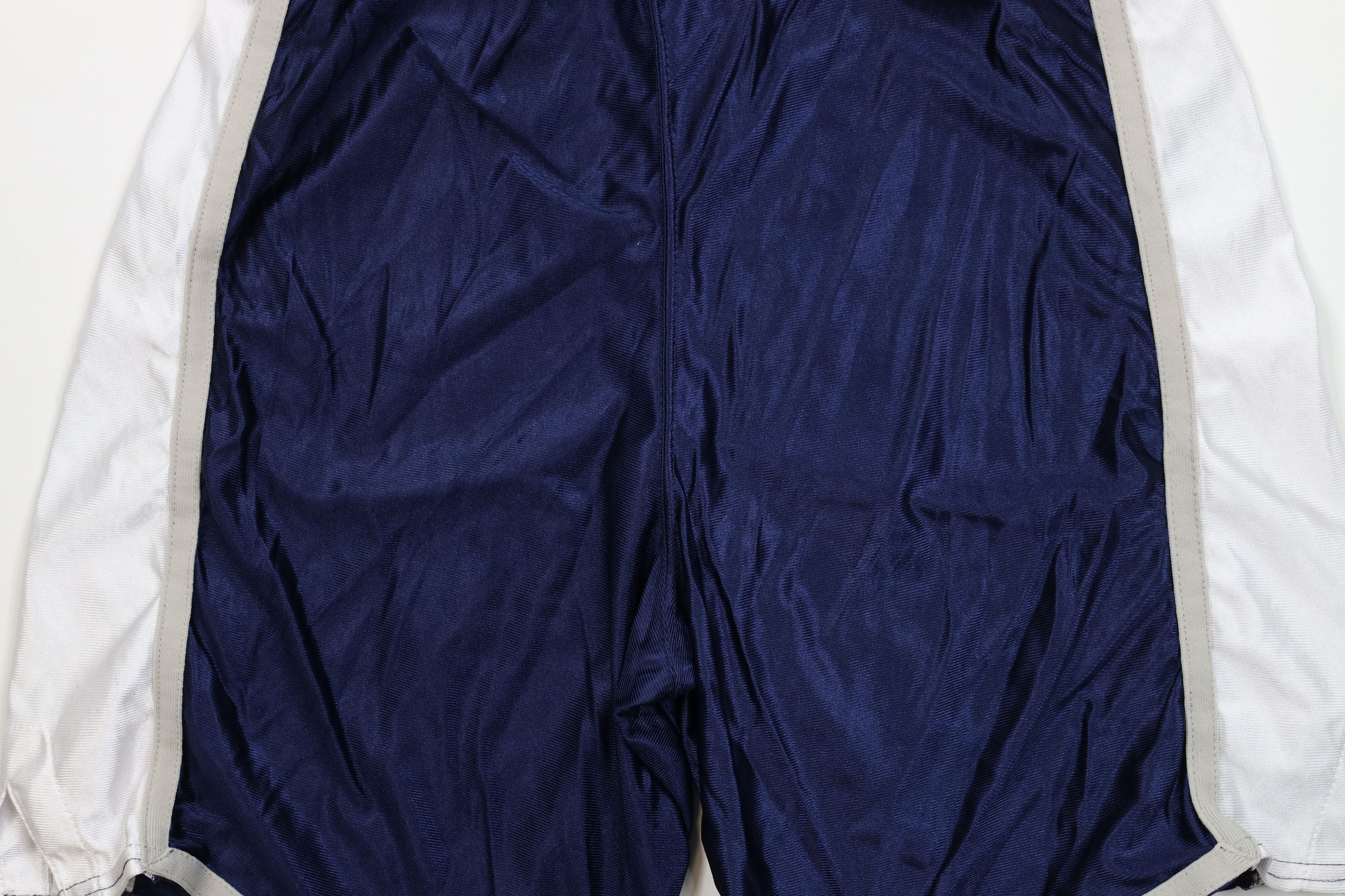 Vintage Vintage 90s Rawlings Silky Nylon Baseball Shorts Navy Blue Size US 32 / EU 48 - 9 Thumbnail