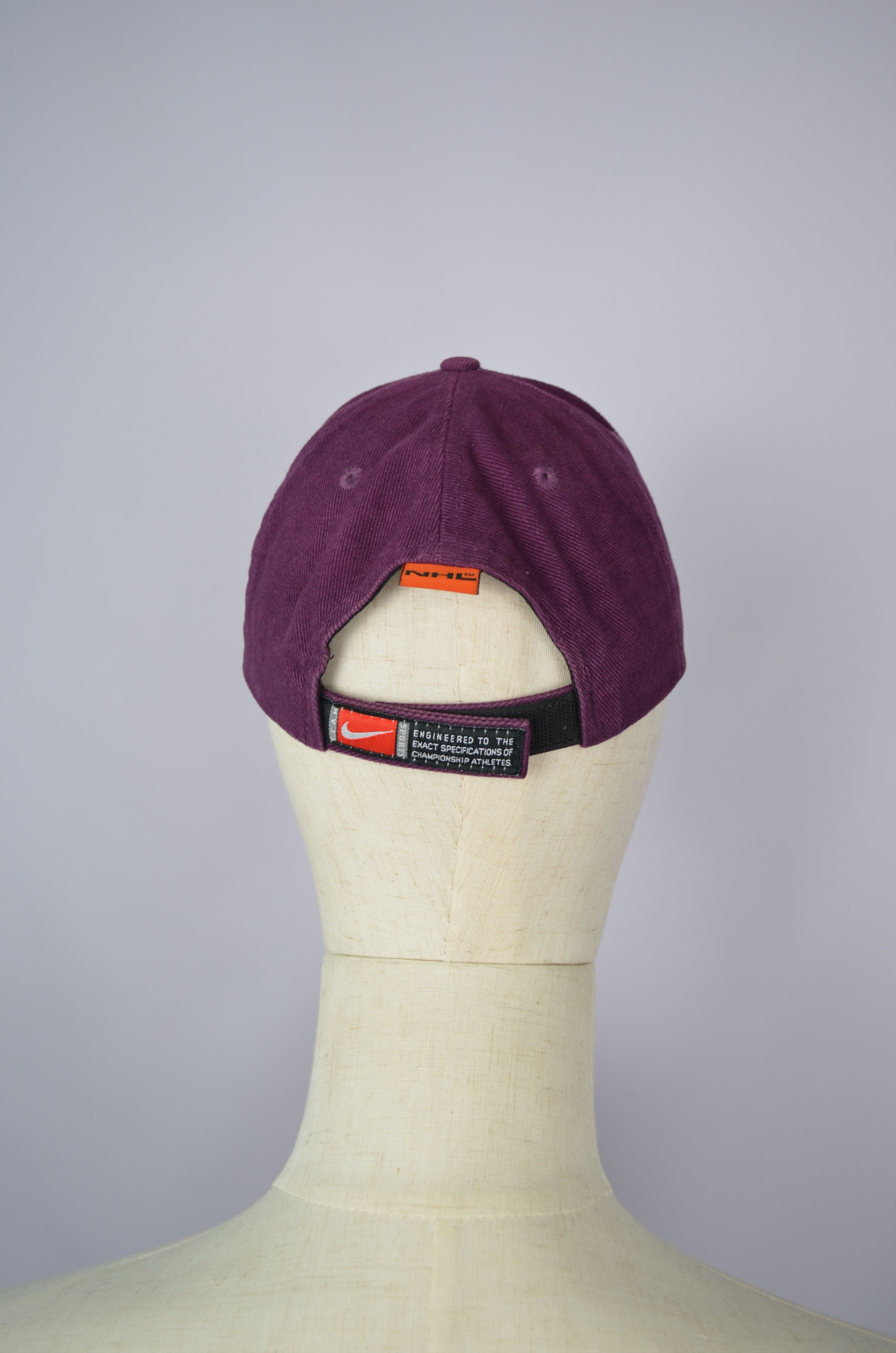 NHL × Nike 90s RARE Anaheim Mighty Ducks NHL Vintage NIKE Hat Logo Cap Size ONE SIZE - 6 Thumbnail