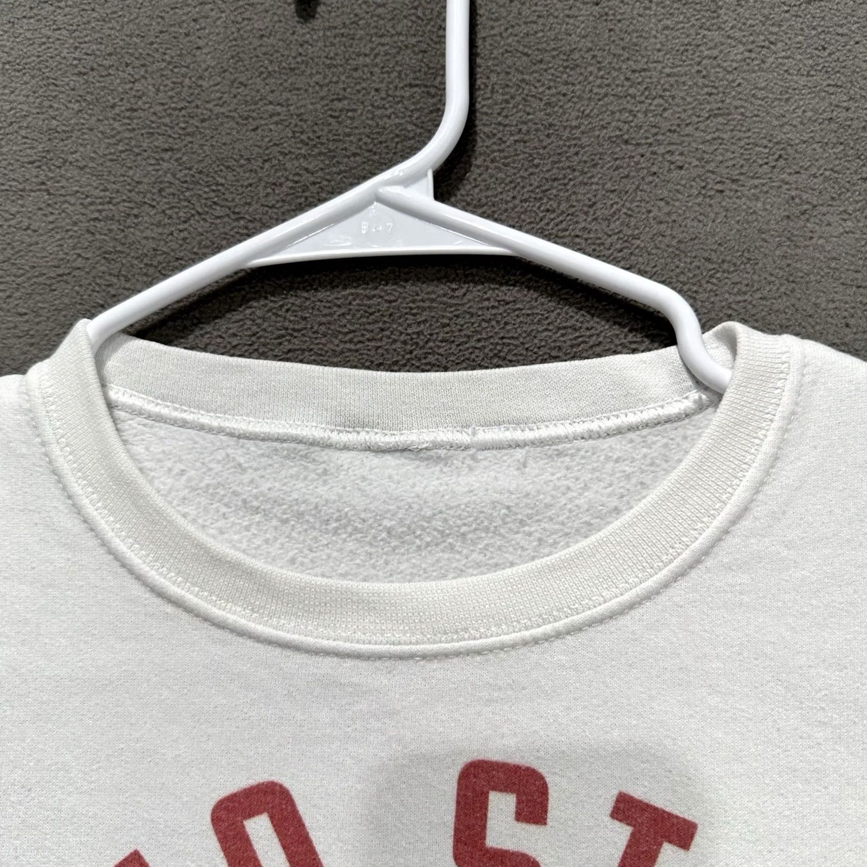 Vintage VINTAGE Ohio State Buckeyes Sweatshirt Mens Small White Crew Neck Cursive Logo GUC Size US S / EU 44-46 / 1 - 4 Thumbnail