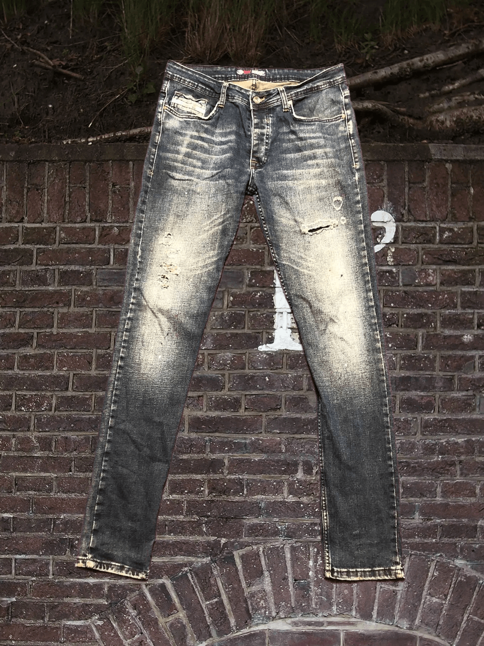 Diesel vintage size 33 Denim pants Diesel logo jeans crazy Y2K Size US 33 - 1 Thumbnail