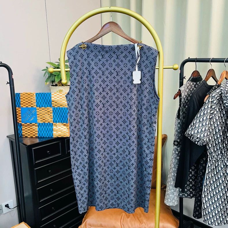 Louis Vuitton Louis Vuitton Black New Full Print Dress Size L / US 10 / IT 46 - 1 Thumbnail
