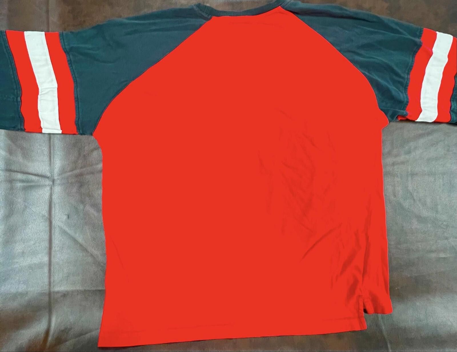 NHL Chicago Blackhawks T Shirt Mens XL Red and Black Long Sleeve Size ONE SIZE - 4 Thumbnail