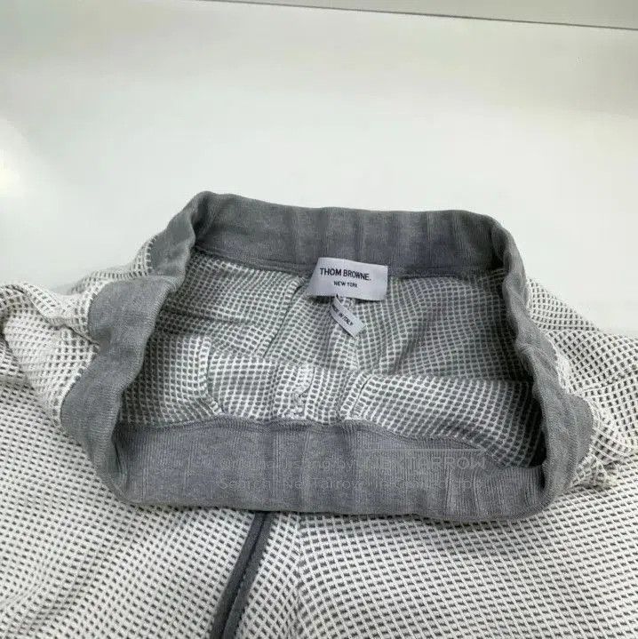 Thom Browne Thom Browne Classic Striped Sweat Shorts. Size US 34 / EU 50 - 3 Thumbnail