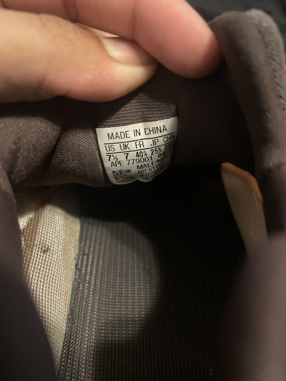 Yeezy yeezy 700 Size US 7.5 / EU 40-41 - 1 Thumbnail