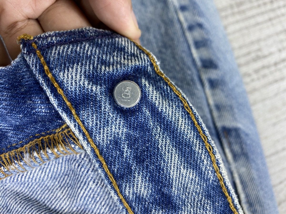 Levi's 🔥Vintage Levi’s 501 Blue Wash Denim Pants Size US 32 / EU 48 - 12 Thumbnail