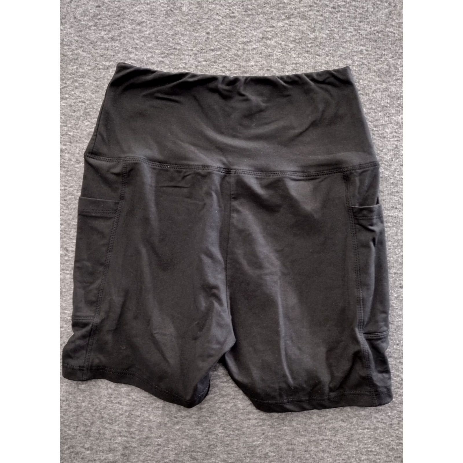 Vintage VINTAGE Unbranded Active Shorts Women’s S/M Black Biker 3.5 Inseam Pockets Gym & Training Womens Shorts Size 28" / US 6 / IT 42 - 2 Thumbnail