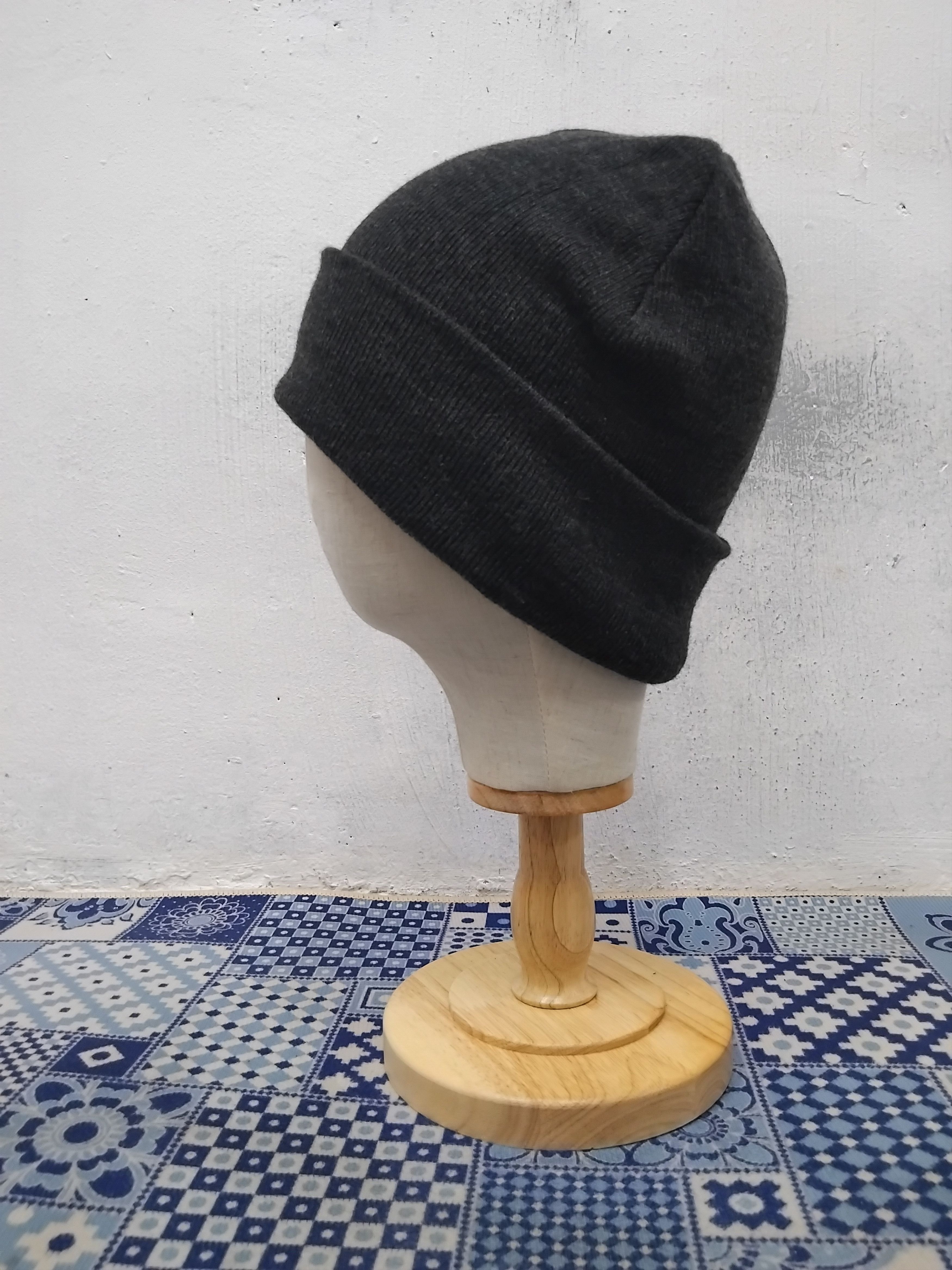 Japanese Brand 💥Uniqlo grey colour beanie hat Size ONE SIZE - 5 Thumbnail