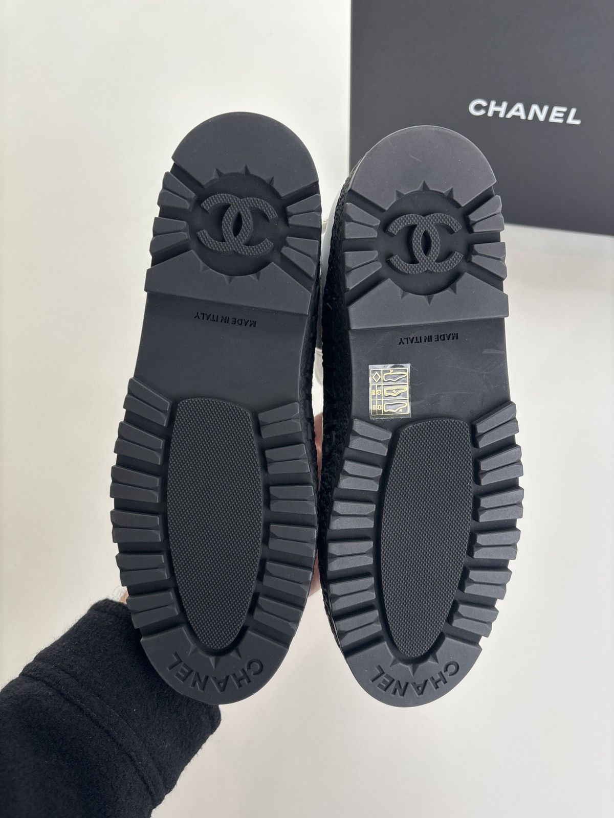 Chanel CHANEL ANKLE BOOT / SHORT BOOT Size US 9.5 / IT 39.5 - 4 Thumbnail