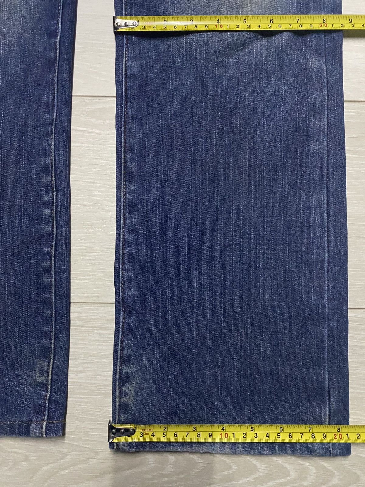 Japanese Brand Vintage Japanese Brand Uniqlo Grunge Distressed Loose Jeans Size US 33 - 11 Thumbnail