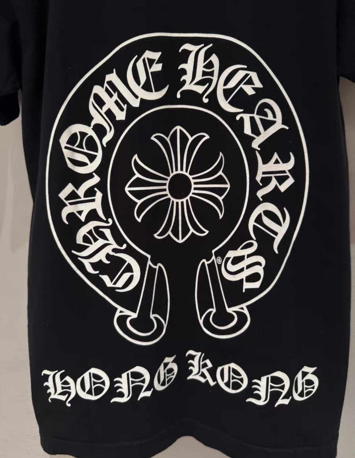 Chrome Hearts Chrome Hearts Black Crewneck Hong Kong City Exclusive Short Size US M / EU 48-50 / 2 - 3 Thumbnail