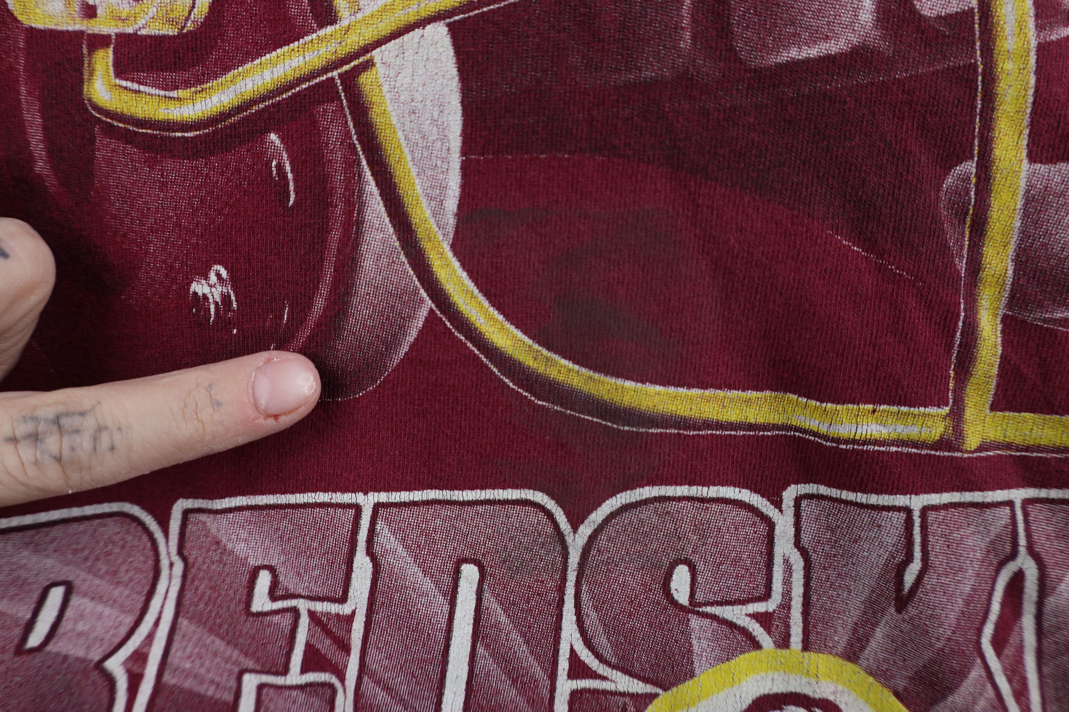 Vintage Vintage 90s Redskins Football T-Shirt Commanders USA Size US XL / EU 56 / 4 - 6 Thumbnail