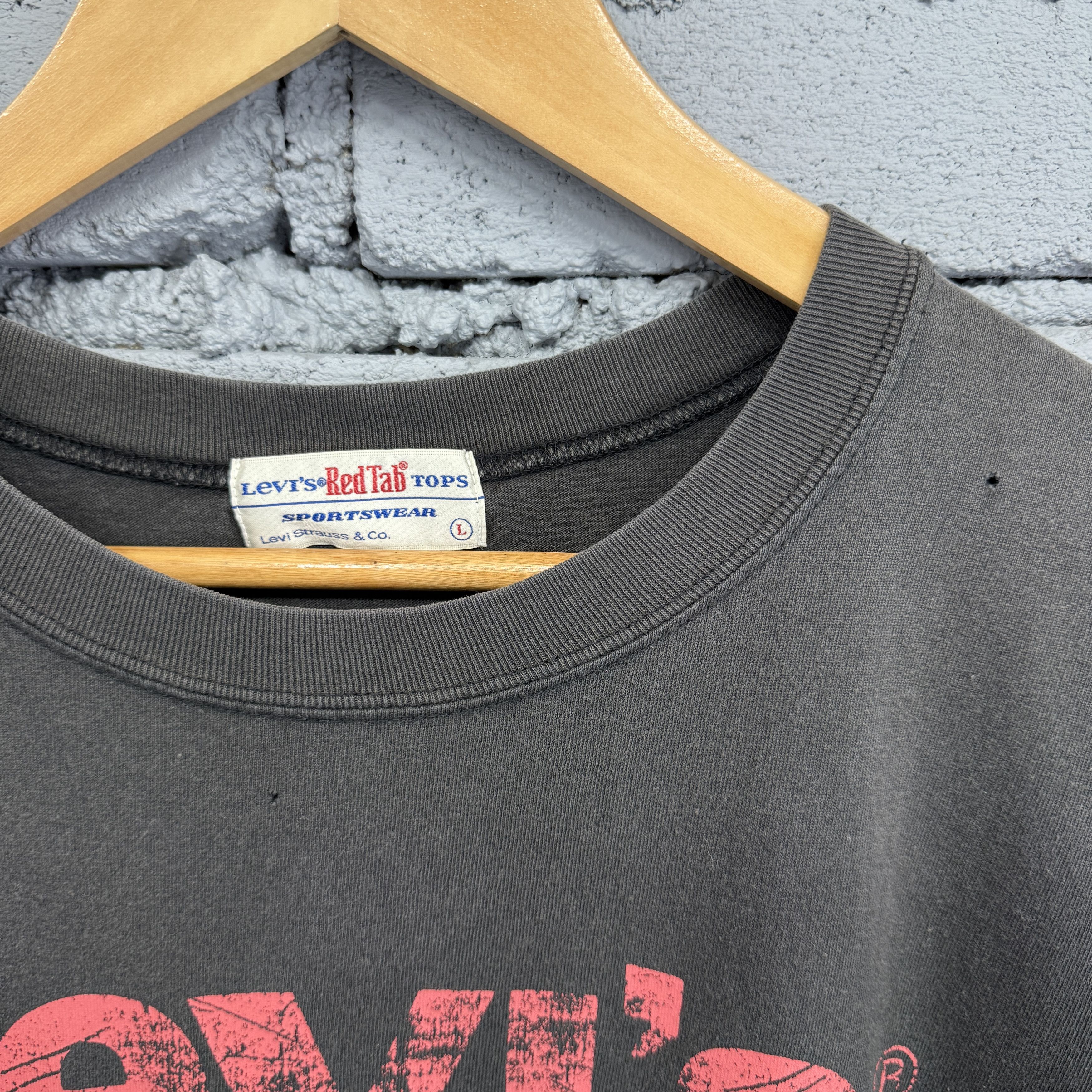 Levi's Levi's Red Tab Sunfaded "Levi's California 58" Text Tshirt Size US L / EU 52-54 / 3 - 4 Thumbnail