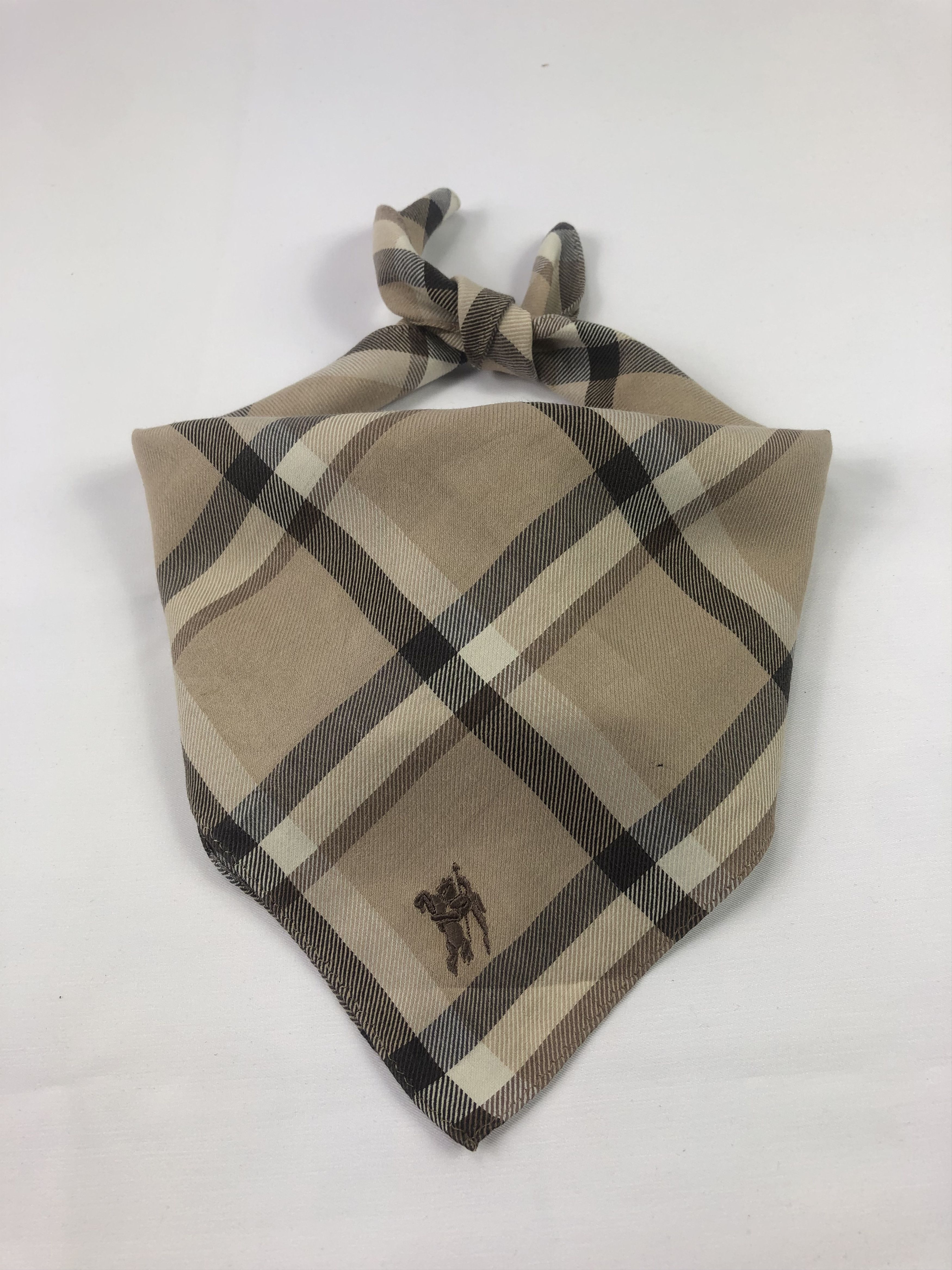 Burberry Burberry Handkerchief / Bandana / Neckerchief / Headscarf Size ONE SIZE - 1 Thumbnail