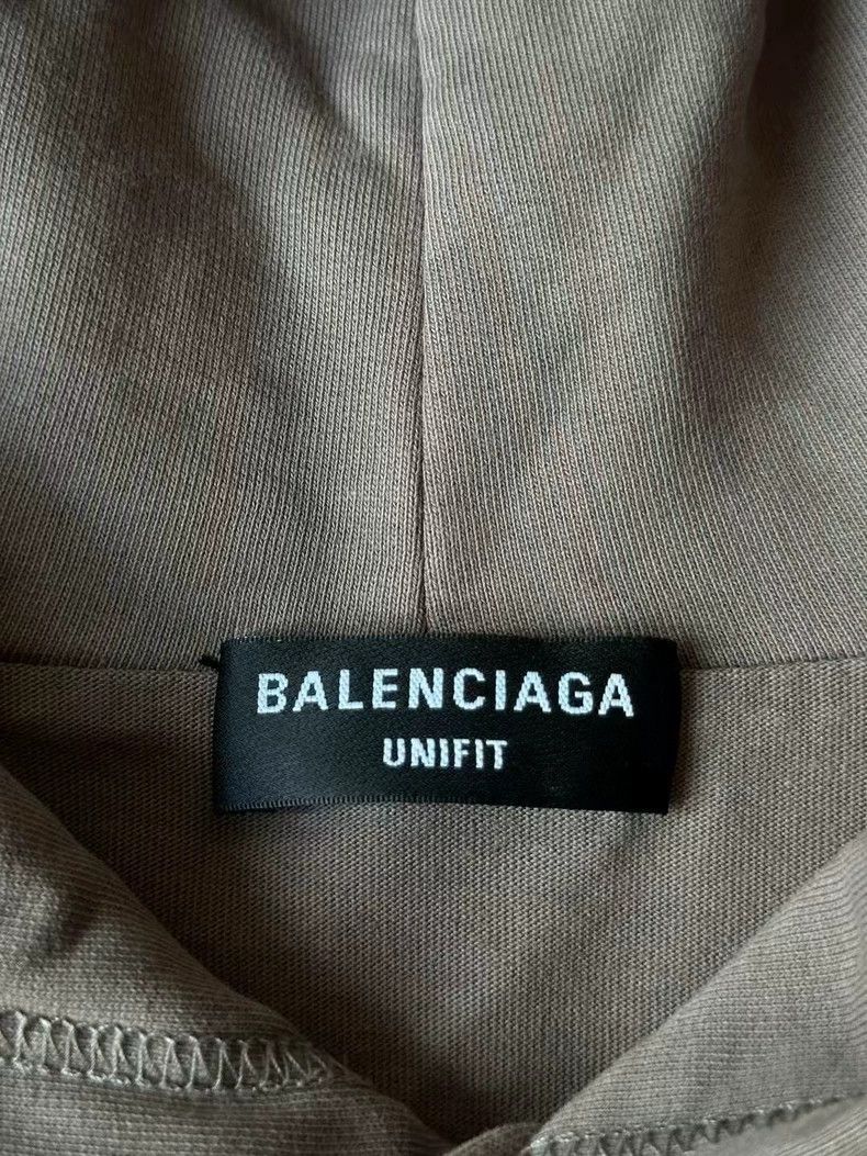 Balenciaga Balenciaga Brown havoc hoodie 2502-Nextarrow Size US S / EU 44-46 / 1 - 3 Thumbnail