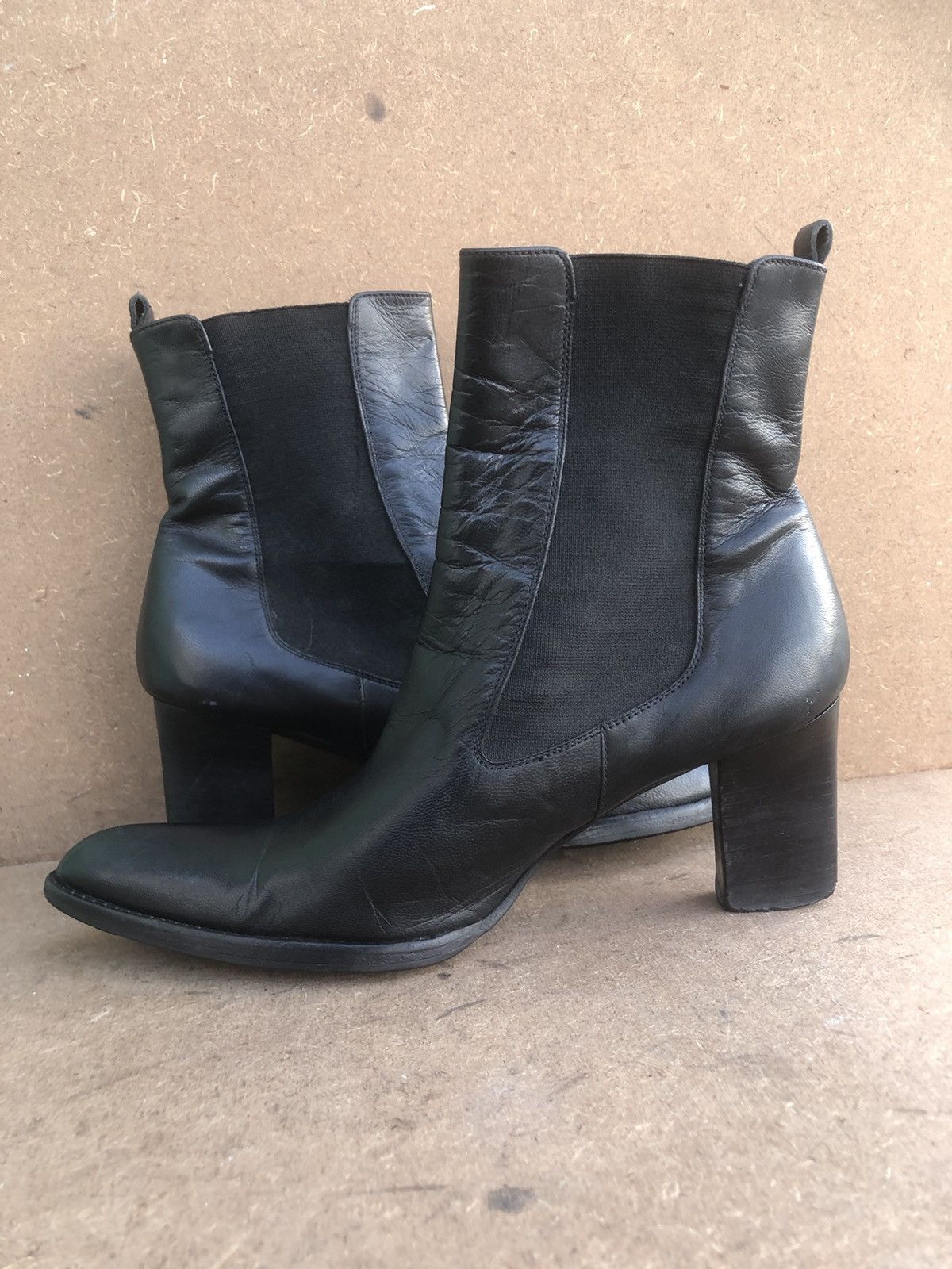Miu Miu MIU MIU Black Calfskin Leather Women’s Boots Size 37.7 Size US 7.5 / IT 37.5 - 6 Thumbnail